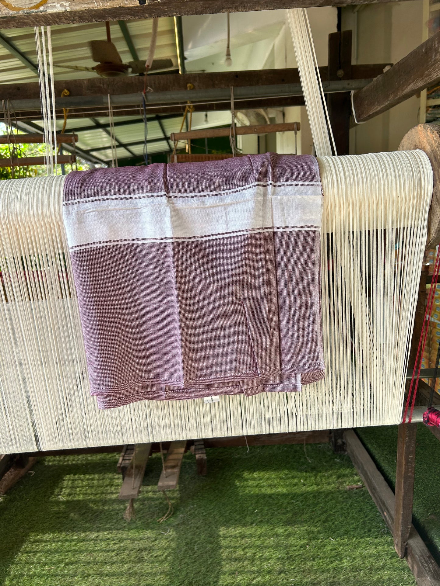 Bamboo Towel - Kaitharikada - 2.75 inch  Pure Bamboo - White Striped Border with Dark Maroon Colour Body - 1.61 X 79 cm - 8 KK51201 MR