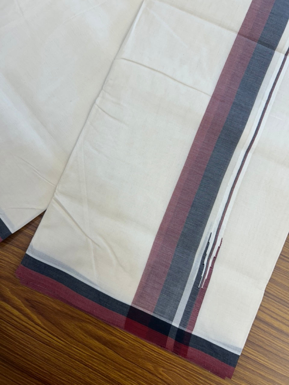 DMK Veshti - 20% DISCOUNT! KaithariKada 100% Cotton off white Double - (Unbleached) Mundu/Dhoti - 100X100 -2 inch Puliyilakkara Black & Maroon Chutty kara - 10 KK5290 ASH