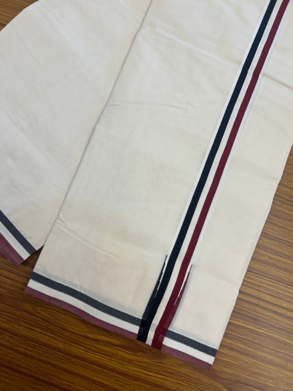 ADMK VESHTI - 20% DISCOUNT! KaithariKada 100% Cotton off white Double - (Unbleached) Mundu/Dhoti - 100X100 - 1.25 inch Black White & Maroon Wings Chutty kara  -  7 KK5290ASH