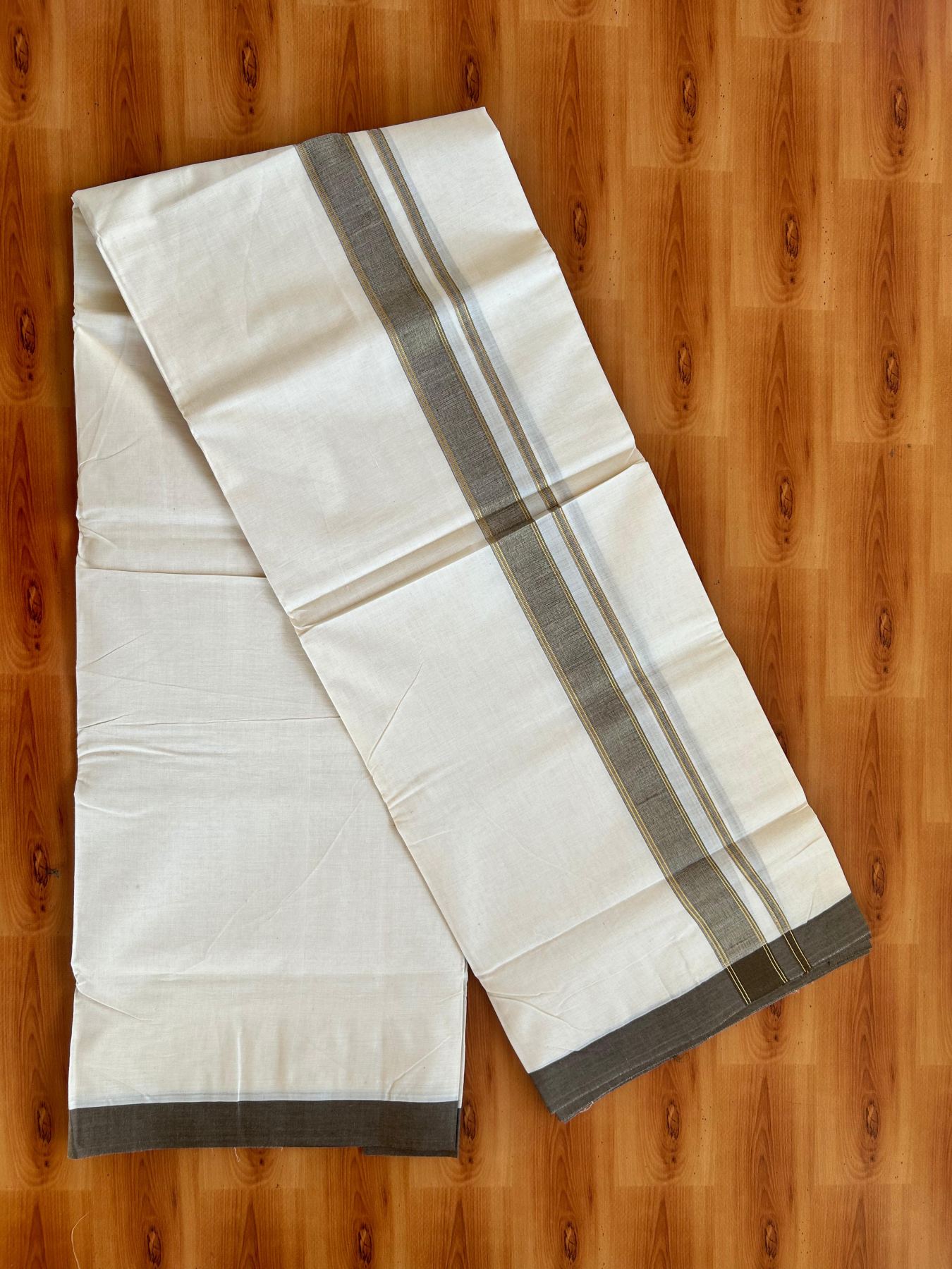 Double Off White (Unbleached) Mundu/Dhoti - 20% Discount! Kaitharikada Pure Cotton - 80x80 - 1.25 Inch Walnut Brown & Gold Kasav shaded Kara 4 mtr (8.5 muzham) - 24 KK5497 MRH