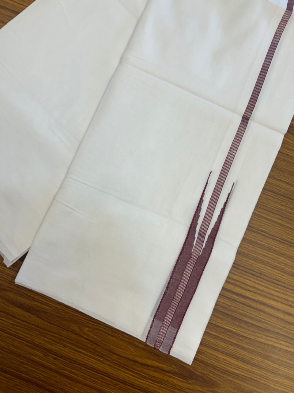20% Discount ! NEW! KaithariKada Balaramapuram 100% Cotton Pure white Double Mundu/Dhoti - (100x80)s - 1.25 inch Maroon Silver Kasav Striped Kara - 3 KK5291 CKS