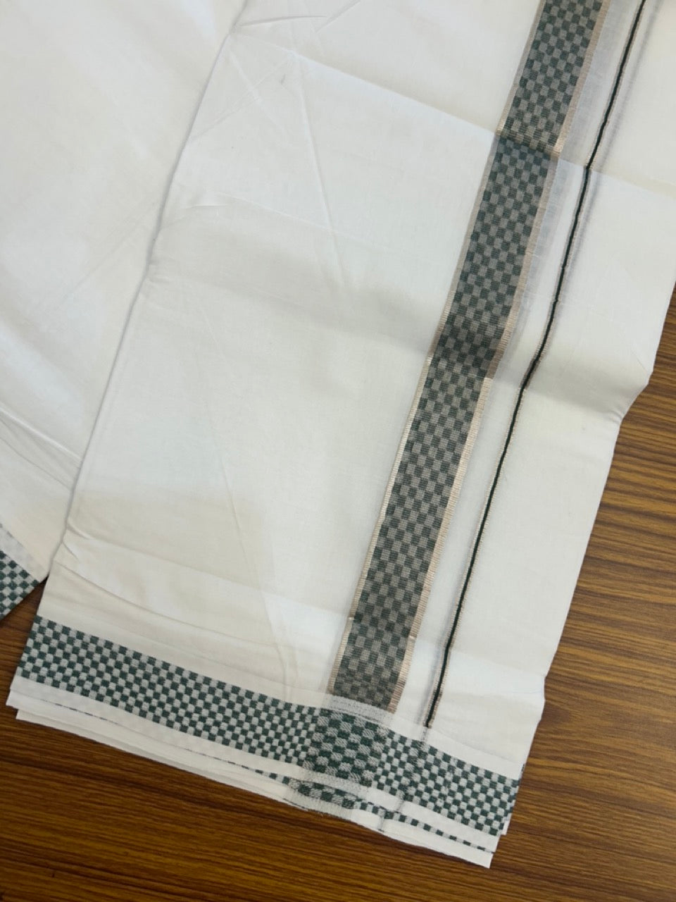 20% Discount! KaithariKada Balaramapuram 100% Cotton Double Pure white Mundu/Dhoti - 100x80 - 1.5 Inch Silver Kasav Green jacquard pattern Kara - 5 KK5291 KAI