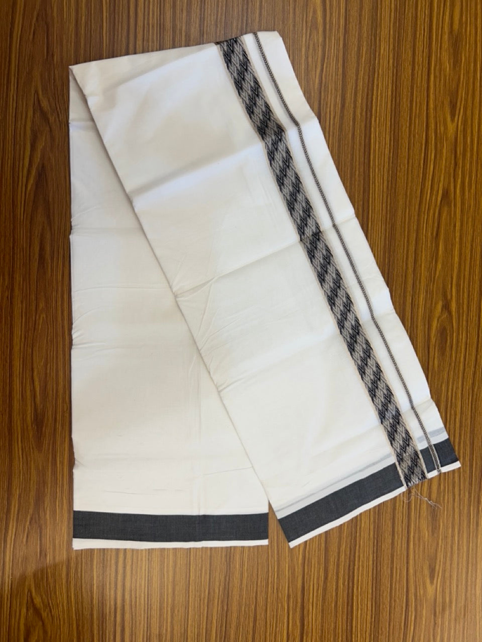 20% Discount! KaithariKada Balaramapuram 100% Cotton Double Pure white Mundu/Dhoti - 100x80 - 1.5 Inch Silver Kasav Black jacquard pattern Kara - 6 KK5291 KAI