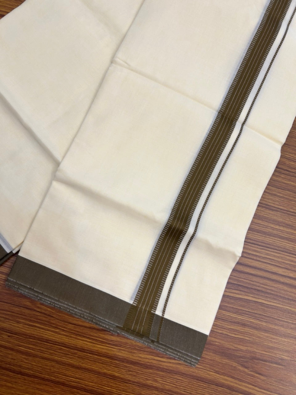 Kannur Yellow Dhoti - 31% Discount! KaithariKada Balaramapuram  Double Mundu/Dhoti - 80x60 - 50% Cotton & 50% Polyester - Kannur Yellow colour Body Brown striped Kara - 4 mtr - 7 KK5276 VAS