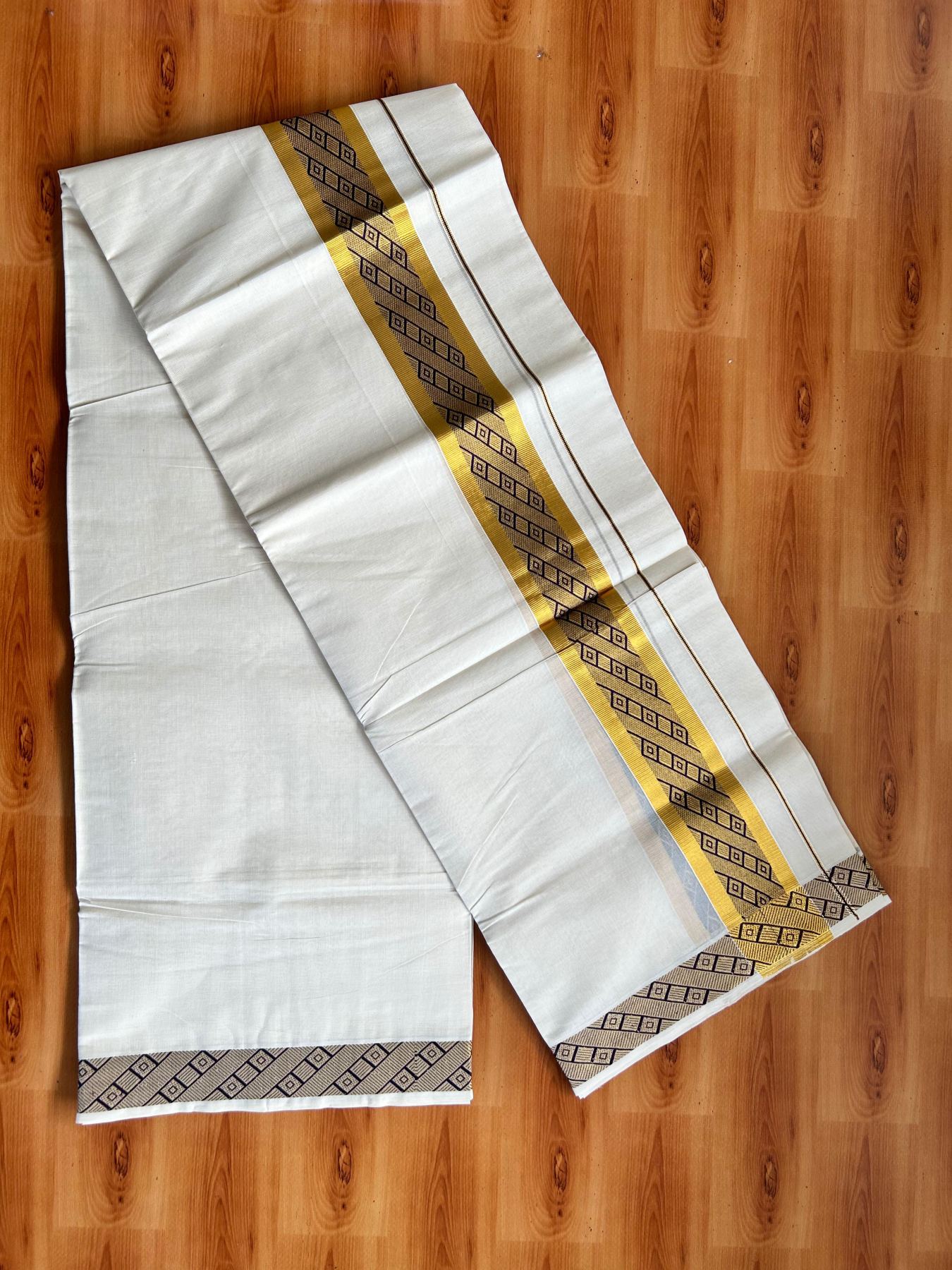 Off White (Unbleached) Double Mundu/Dhoti - 20% Discount ! KaithariKada Pure Cotton - 100x80 - 2 inch Gold Kasav & Wine Purple Jacquard Design kara 4 mtr (8.5 Muzham) - 5 KK5483 PMC
