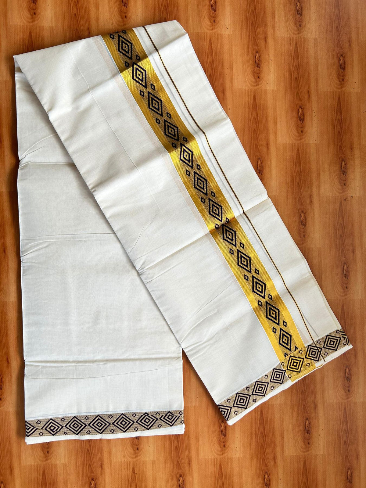 Off White (Unbleached) Double Mundu/Dhoti - 20% Discount ! KaithariKada Pure Cotton - 100x80 - 2 inch Gold Kasav & Wine Purple Jacquard Design kara 4 mtr (8.5 Muzham) - 2 KK5483 PMC