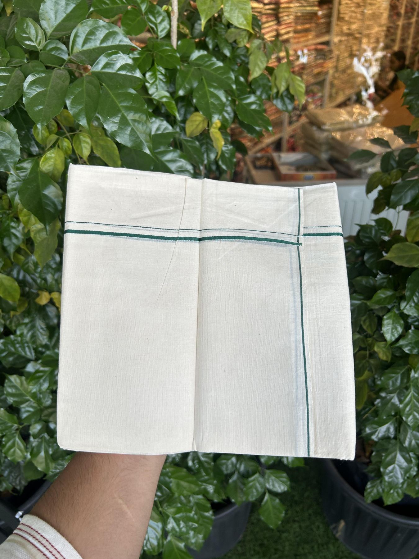 20% Discount! KaithariKada Balaramapuram 100% Cotton Double Off white - (Unbleached) - Mundu/Dhoti - 100x80 - 0.3 cm Green Thin Kara 4 mtr (8.5 muzham) - 35 KK5357 VAS