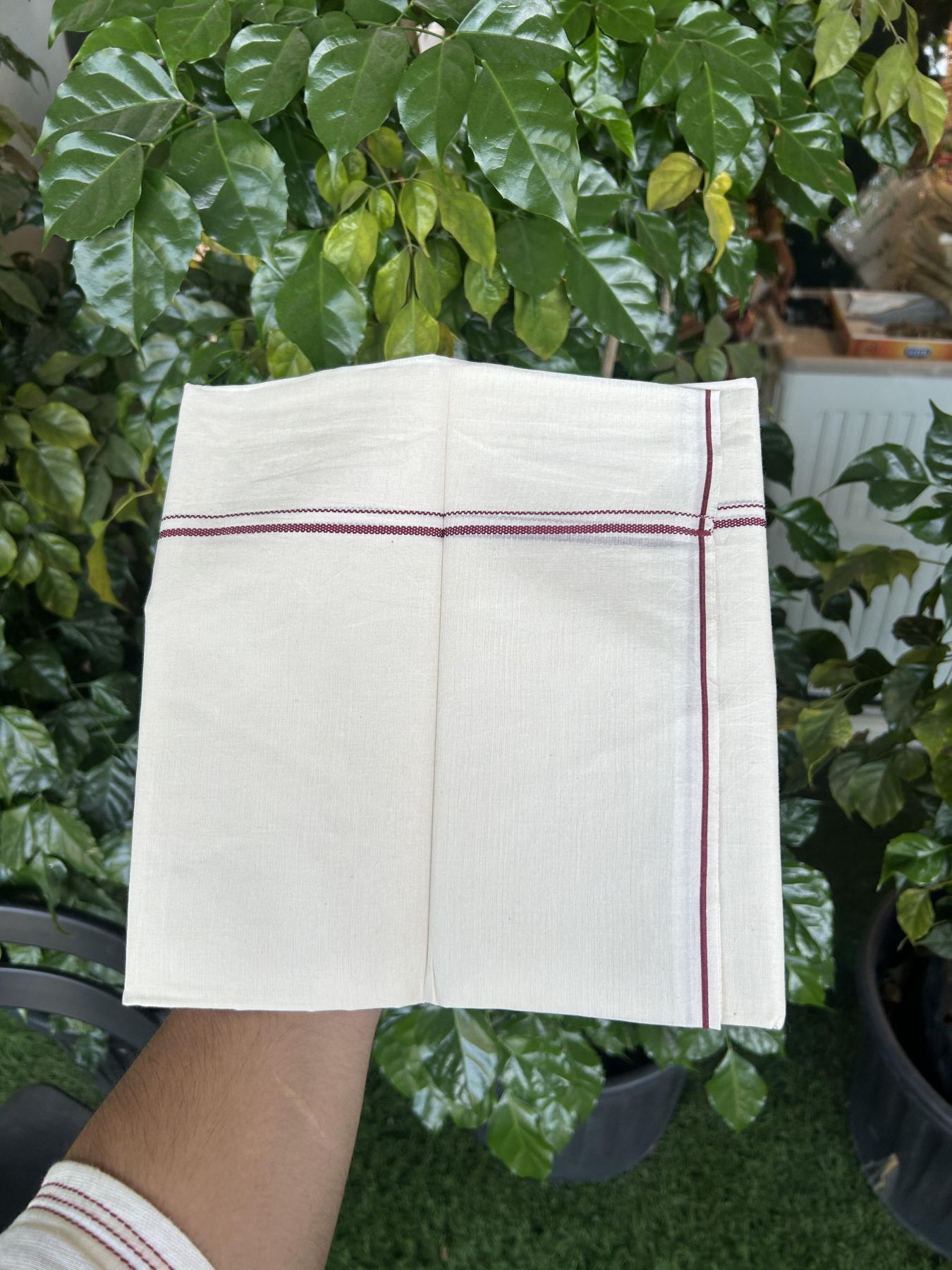 20% Discount! KaithariKada Balaramapuram 100% Cotton Double Off white - (Unbleached) - Mundu/Dhoti - 100x80 - 0.3 cm Maroon Thin Kara 4 mtr (8.5 muzham) - 28 KK5357 VAS
