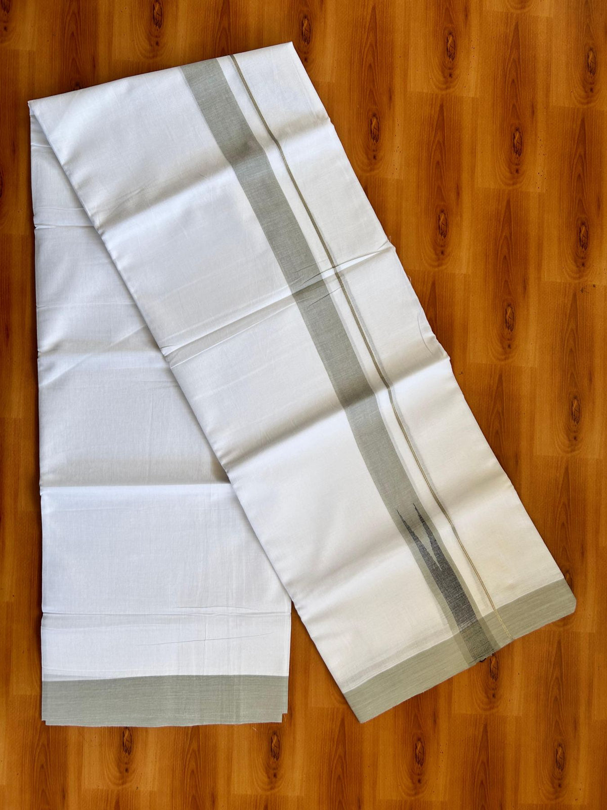 Double Pure White Mundu/Dhoti - 20% Discount !! KaithariKada Balaramapuram 100% Cotton - 100x80 - 1.5 inch Sage Green & Dark Blue Silver Chutty Kara 3.80 mtr (8 muzham) - 4 KK5499 CKS