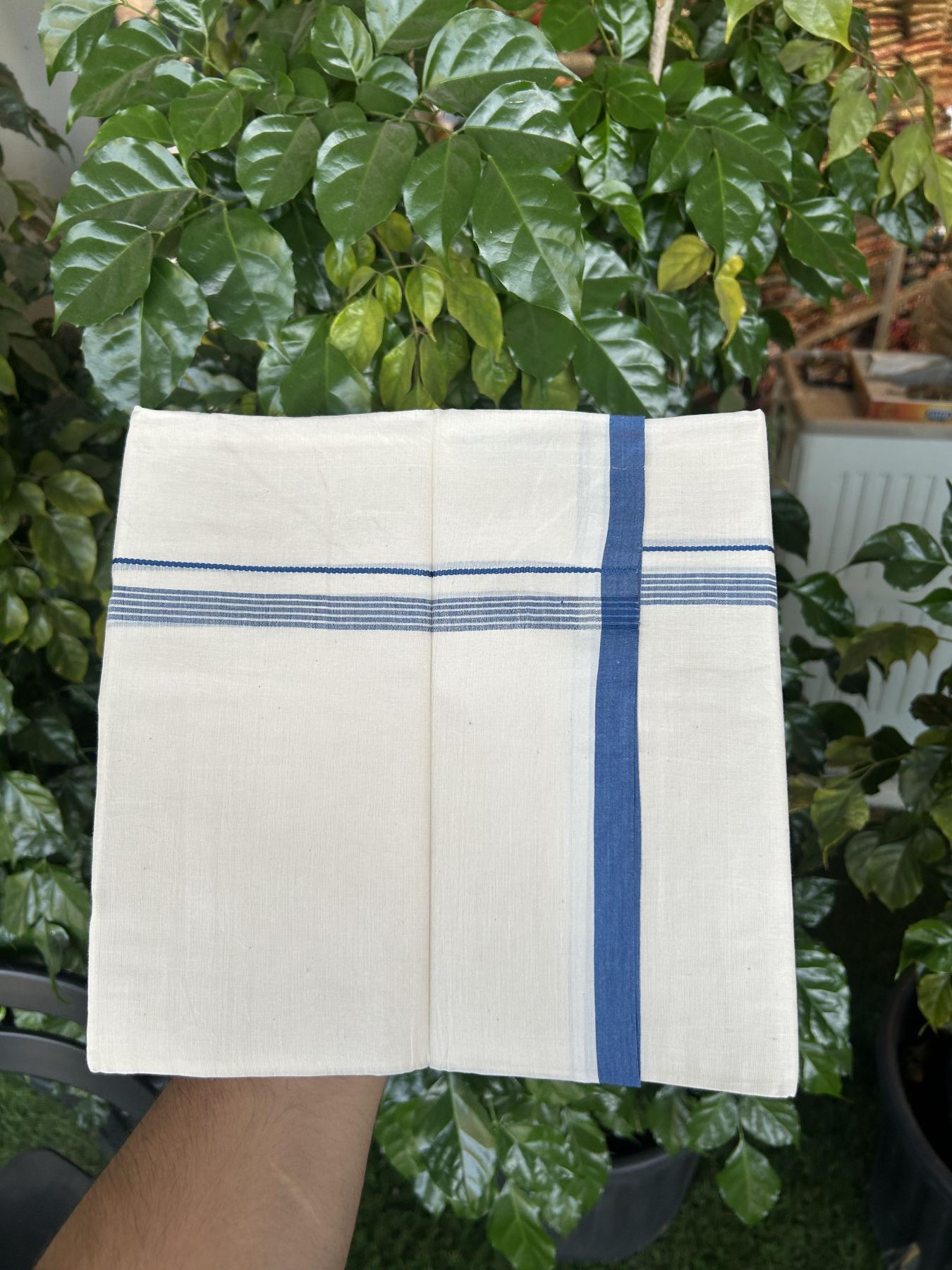 20% Discount! KaithariKada Balaramapuram 100% Cotton Double Off white - (Unbleached) - Mundu/Dhoti - 100x80 - 1.5 cm Blue Thin Striped Kara 4 mtr (8.5 muzham) - 56 KK5357 VAS