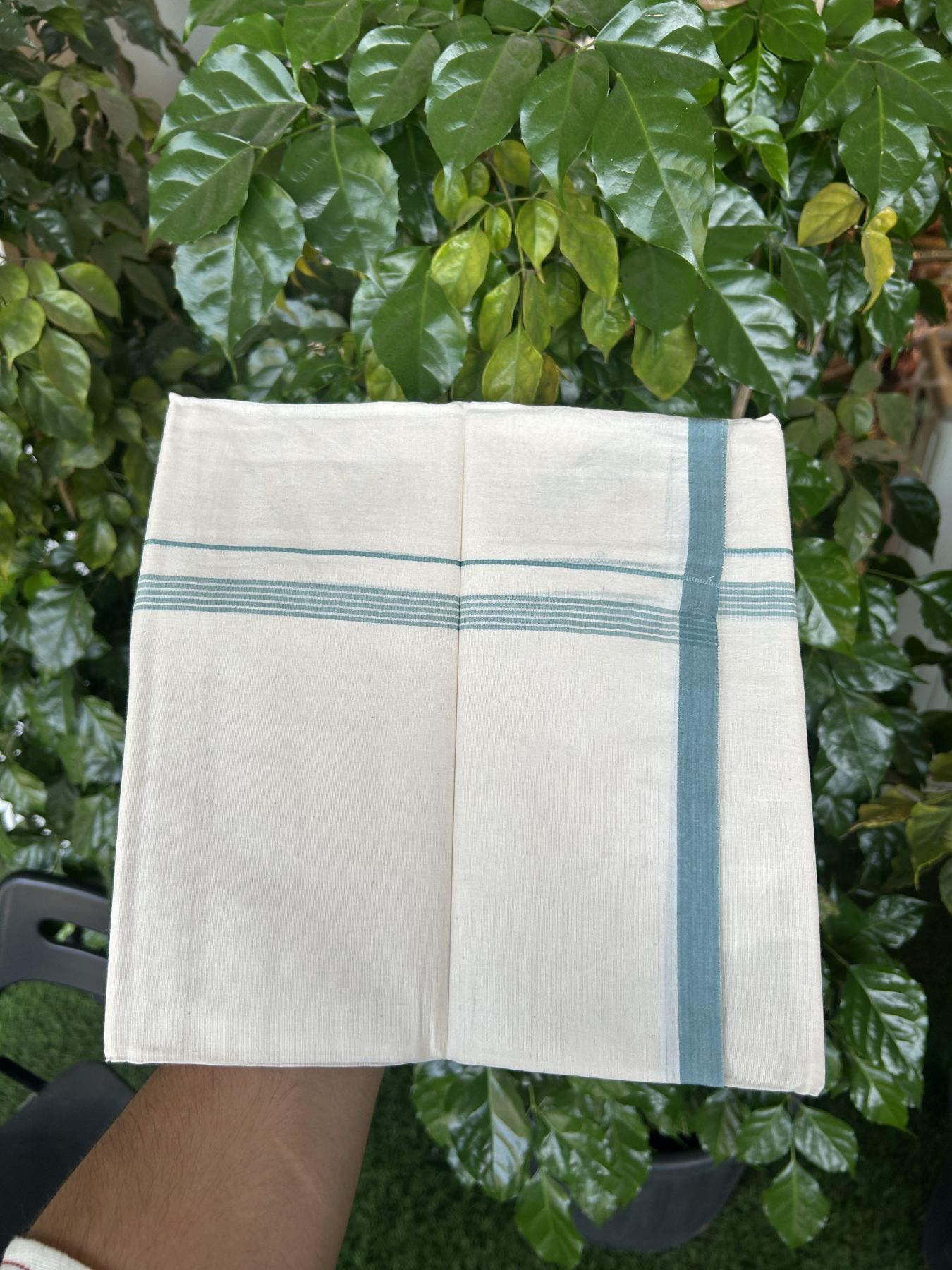 20% Discount! KaithariKada Balaramapuram 100% Cotton Double Off white - (Unbleached) - Mundu/Dhoti - 100x80 - 1.5 cm Teal Blue Thin Striped Kara 4 mtr (8.5 muzham) - 52 KK5357 VAS