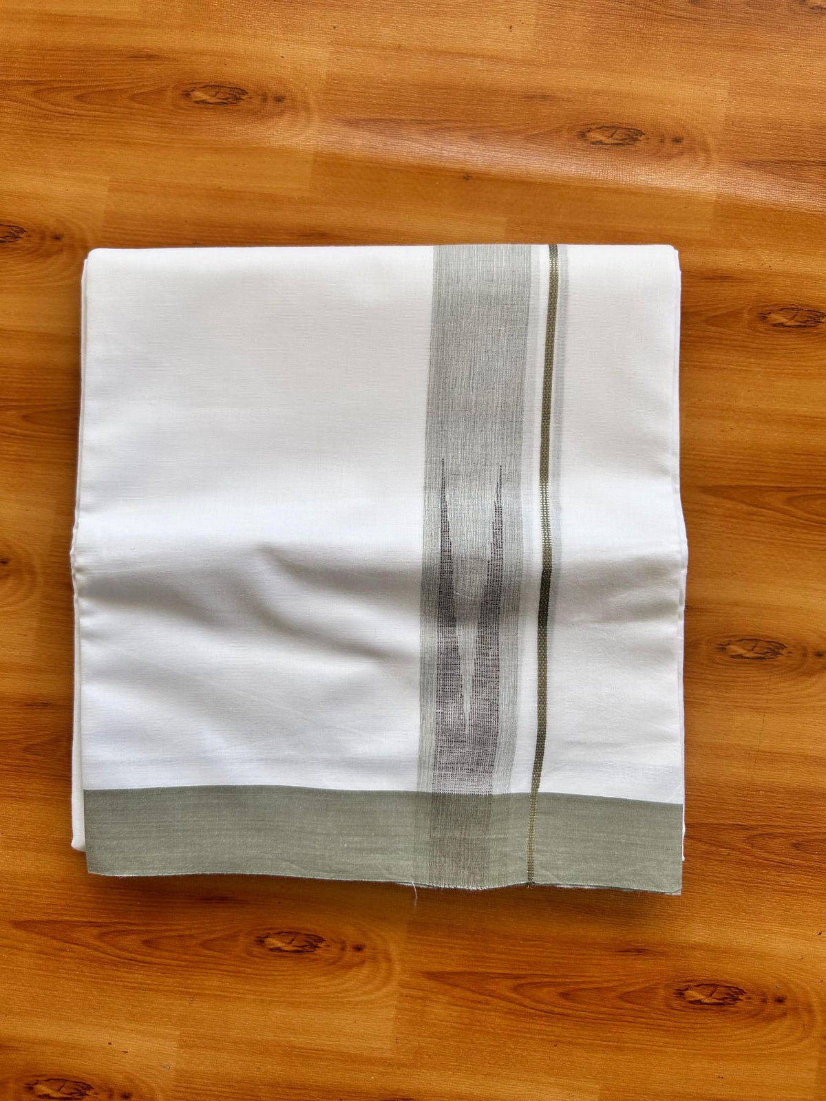 Double Pure White Mundu/Dhoti - 20% Discount !! KaithariKada Balaramapuram 100% Cotton - 100x80 - 1.25 inch Sage Green & Purple Silver Kasav Chutty Kara 3.80 mtr (8 muzham) - 16 KK5499 CKS