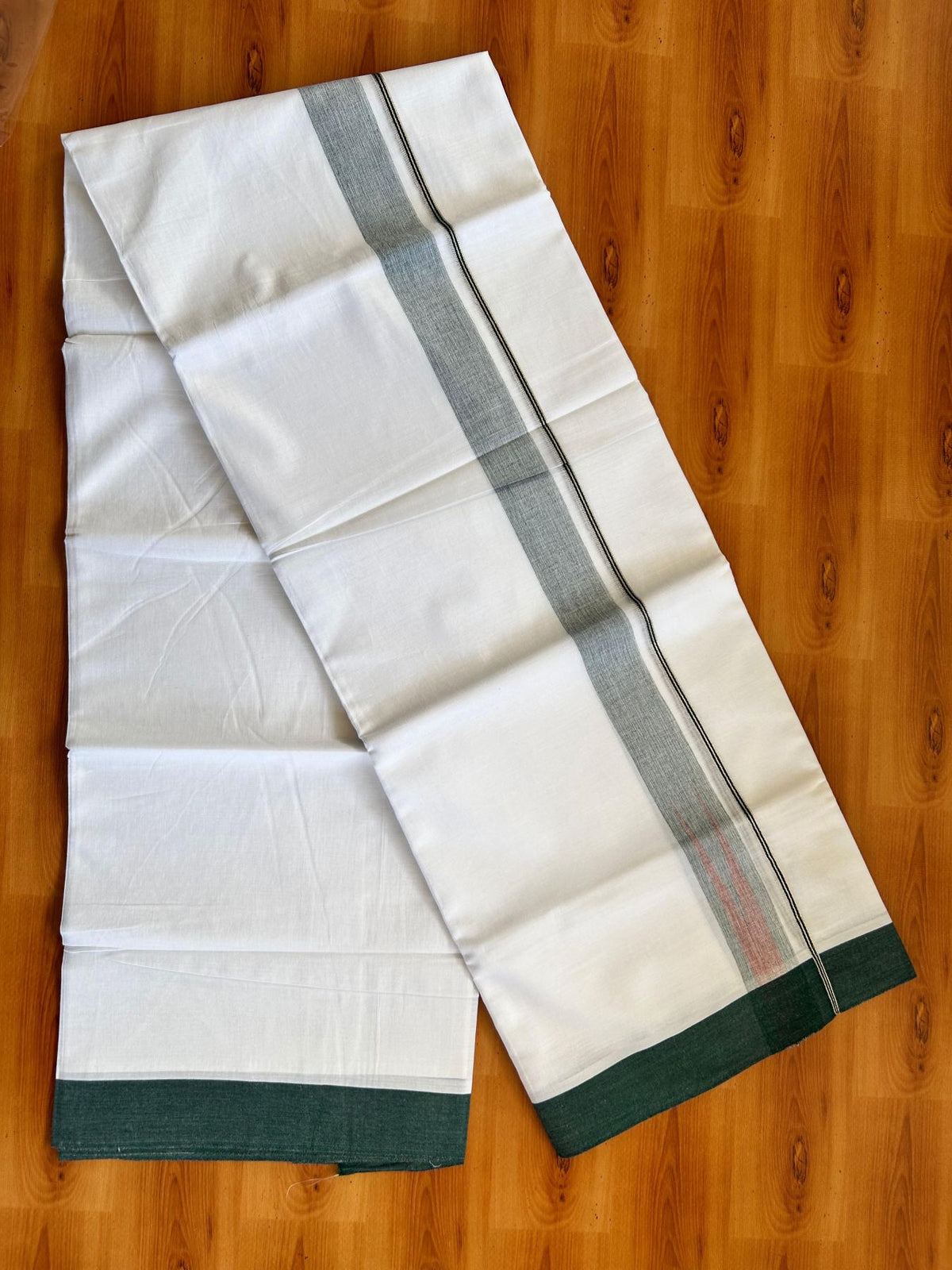 Double Pure White Mundu/Dhoti - 20% Discount !! KaithariKada Balaramapuram 100% Cotton - 100x80 - 1.5 inch Dark Green & Peach Silver Chutty Kara 3.80 mtr (8 muzham) - 10 KK5501 VAS