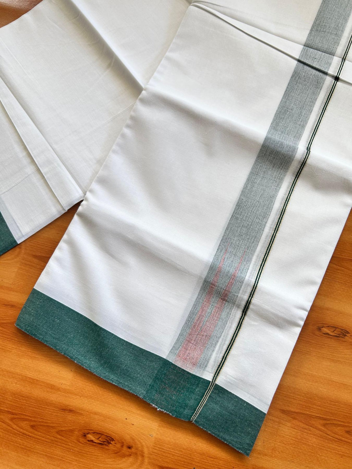 Double Pure White Mundu/Dhoti - 20% Discount !! KaithariKada Balaramapuram 100% Cotton - 100x80 - 1.5 inch Dark Green & Peach Silver Chutty Kara 3.80 mtr (8 muzham) - 10 KK5501 VAS