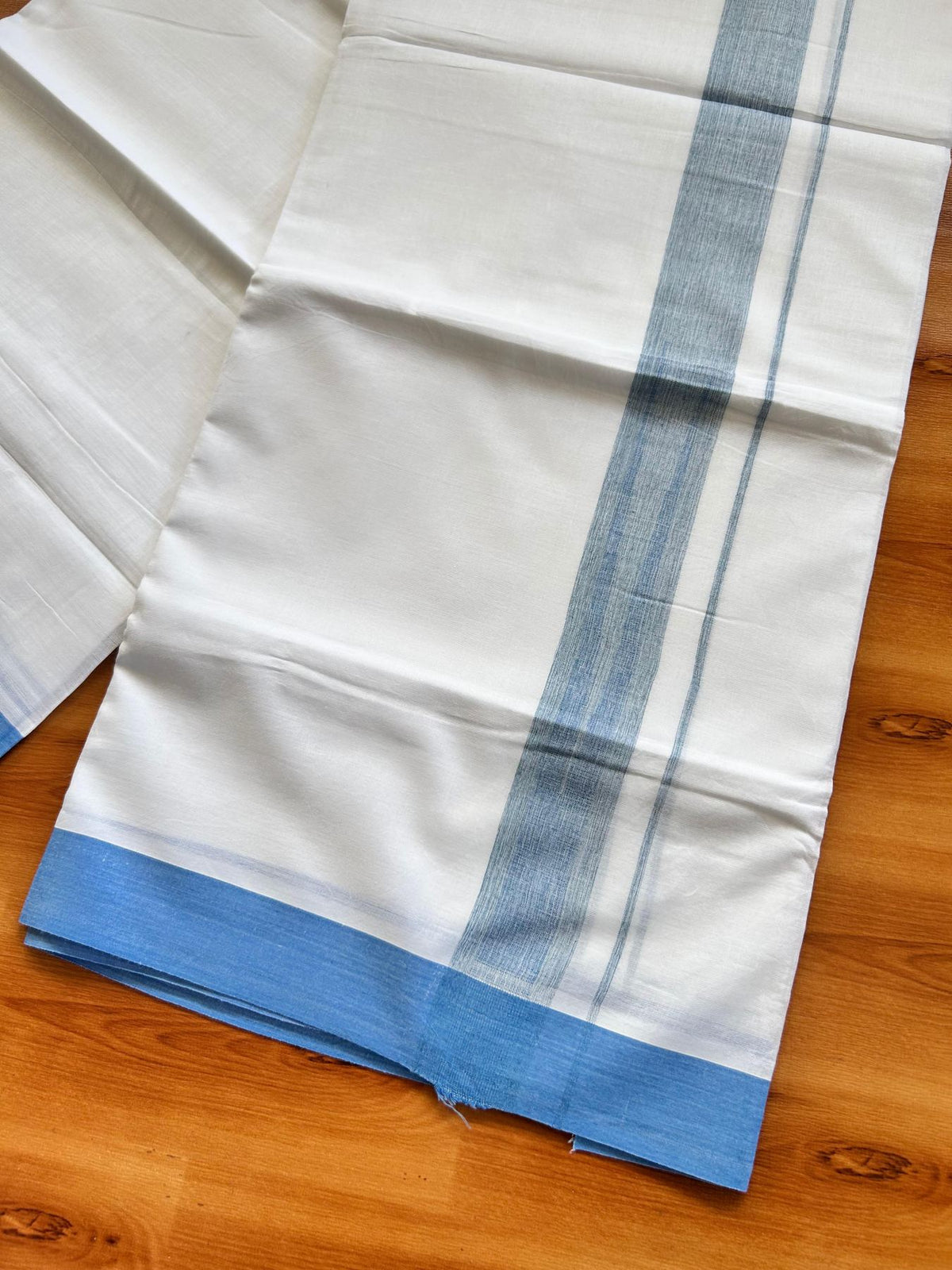 Double Pure White Mundu/Dhoti - 20% Discount !! KaithariKada Balaramapuram 100% Cotton - 100x80 - 1.25 inch Light Green & Light Blue Shaded Chutty Kara 3.80 mtr (8 muzham) - 19 KK5499 CKS