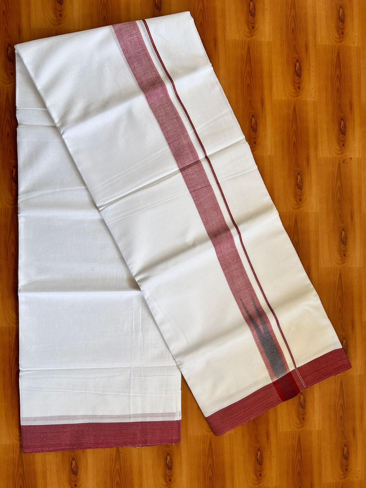Double Pure White Mundu/Dhoti - 20% Discount !! KaithariKada Balaramapuram 100% Cotton - 100x80 - 1.25 inch Maroon & Navy Blue Silver Chutty Kara 3.80 mtr (8 muzham) - 14 KK5499 CKS