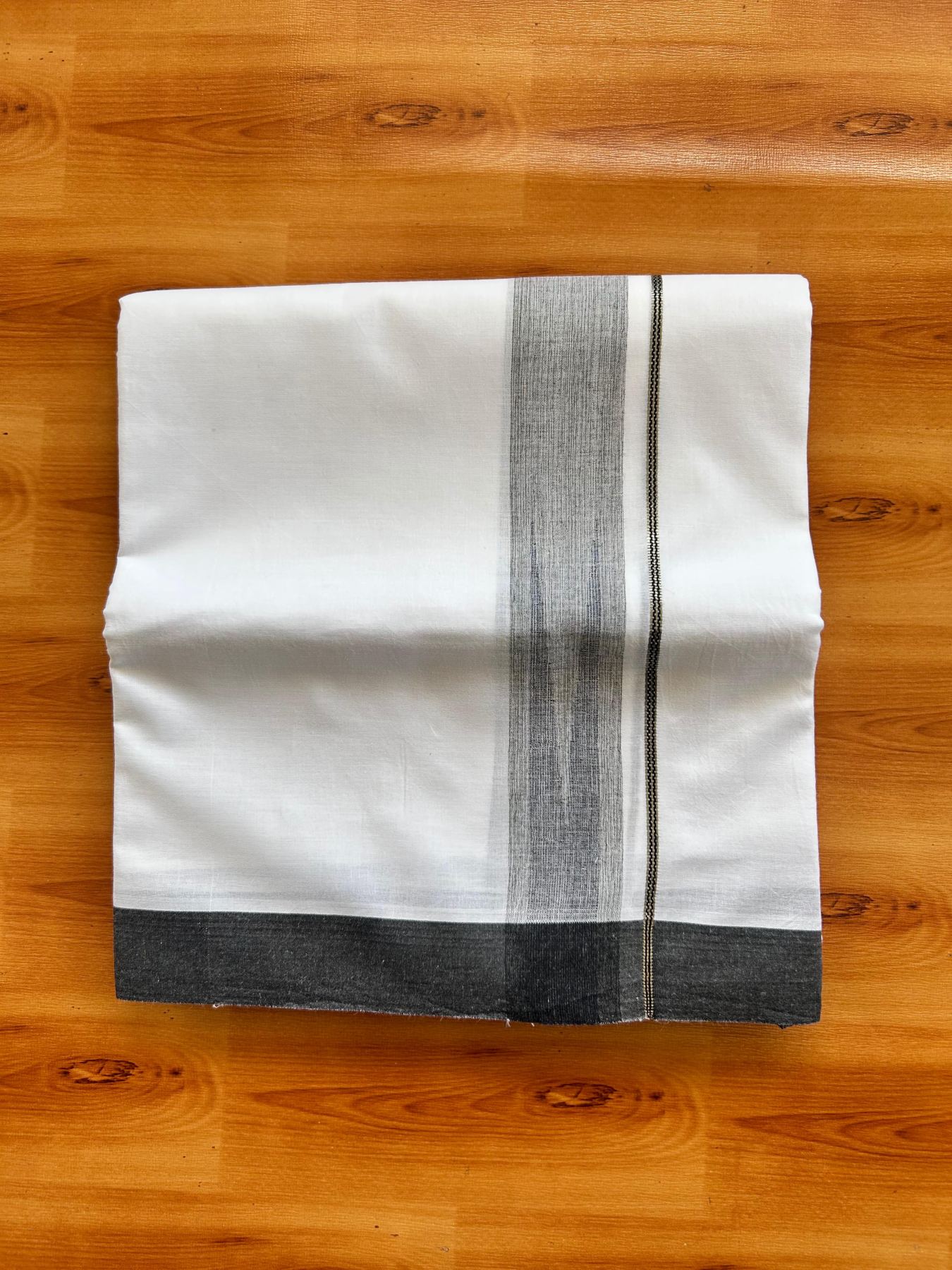 Double Pure White Mundu/Dhoti - 20% Discount !! KaithariKada Balaramapuram 100% Cotton - 100x80 - 1.5 inch Black & Navy Blue Silver Chutty Kara 3.80 mtr (8 muzham) - 6 KK5499 CKS