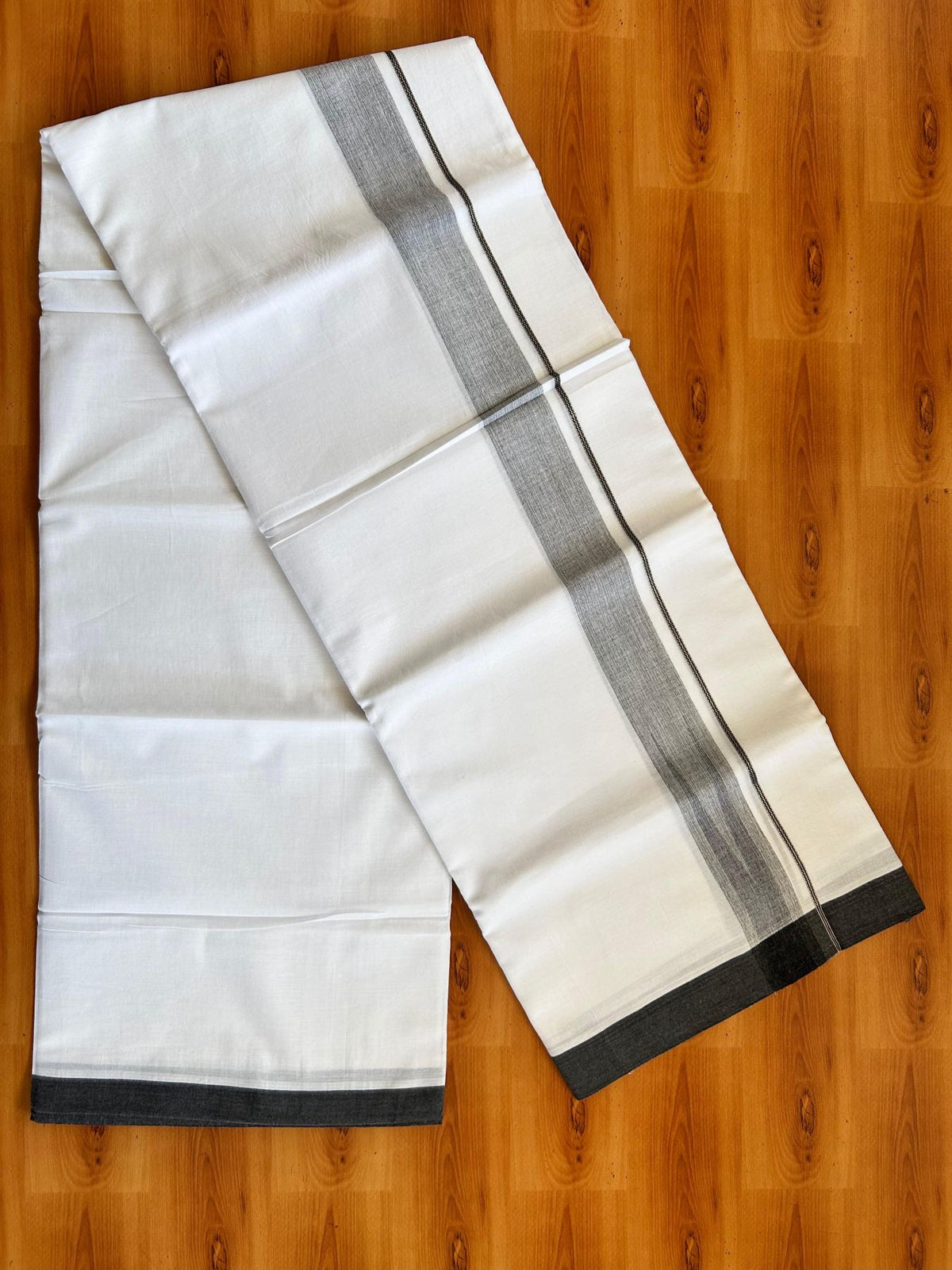 Double Pure White Mundu/Dhoti - 20% Discount !! KaithariKada Balaramapuram 100% Cotton - 100x80 - 1.5 inch Black & Navy Blue Silver Chutty Kara 3.80 mtr (8 muzham) - 6 KK5499 CKS