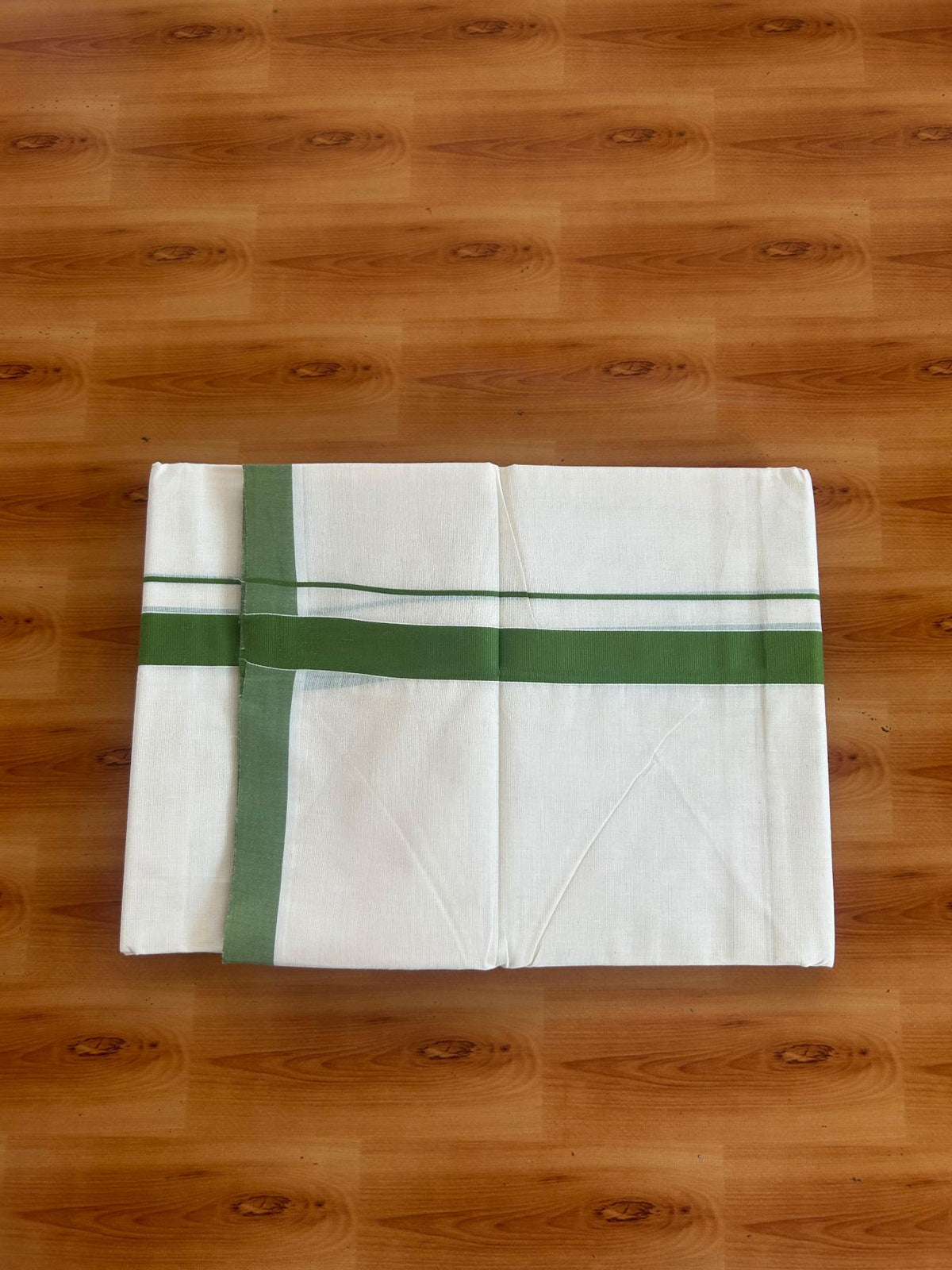 Double Off White (Unbleached) Mundu/Dhoti - 20% Discount!! KaithariKada Pulimood 100% Cotton 80x72 - 1 inch Puliyilakkara Parrot Green Colour Kara - 4 mtr (8.5 muzham) - 1 KK5553 STH