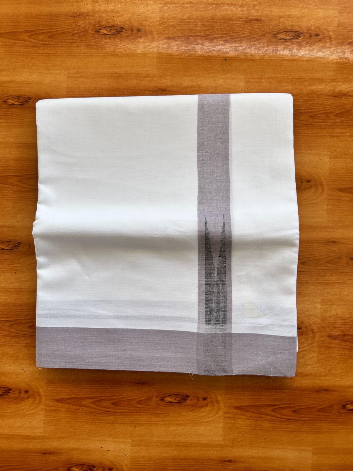 Double Pure White Mundu/Dhoti - 20% Discount !! KaithariKada Balaramapuram 100% Cotton - 100x80 - 1.5 inch Light Ash Purple & Black Chutty Kara 3.80 mtr (8 muzham) - 13 KK5501 VAS