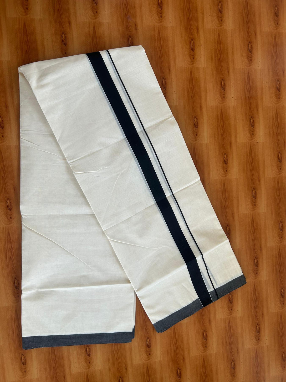 Double Off White (Unbleached) Mundu/Dhoti - 20% Discount!! KaithariKada Pulimood 100% Cotton 80x72 - 1 inch Black Colour Kara - 4 mtr (8.5 muzham) -  4 KK5553 STH