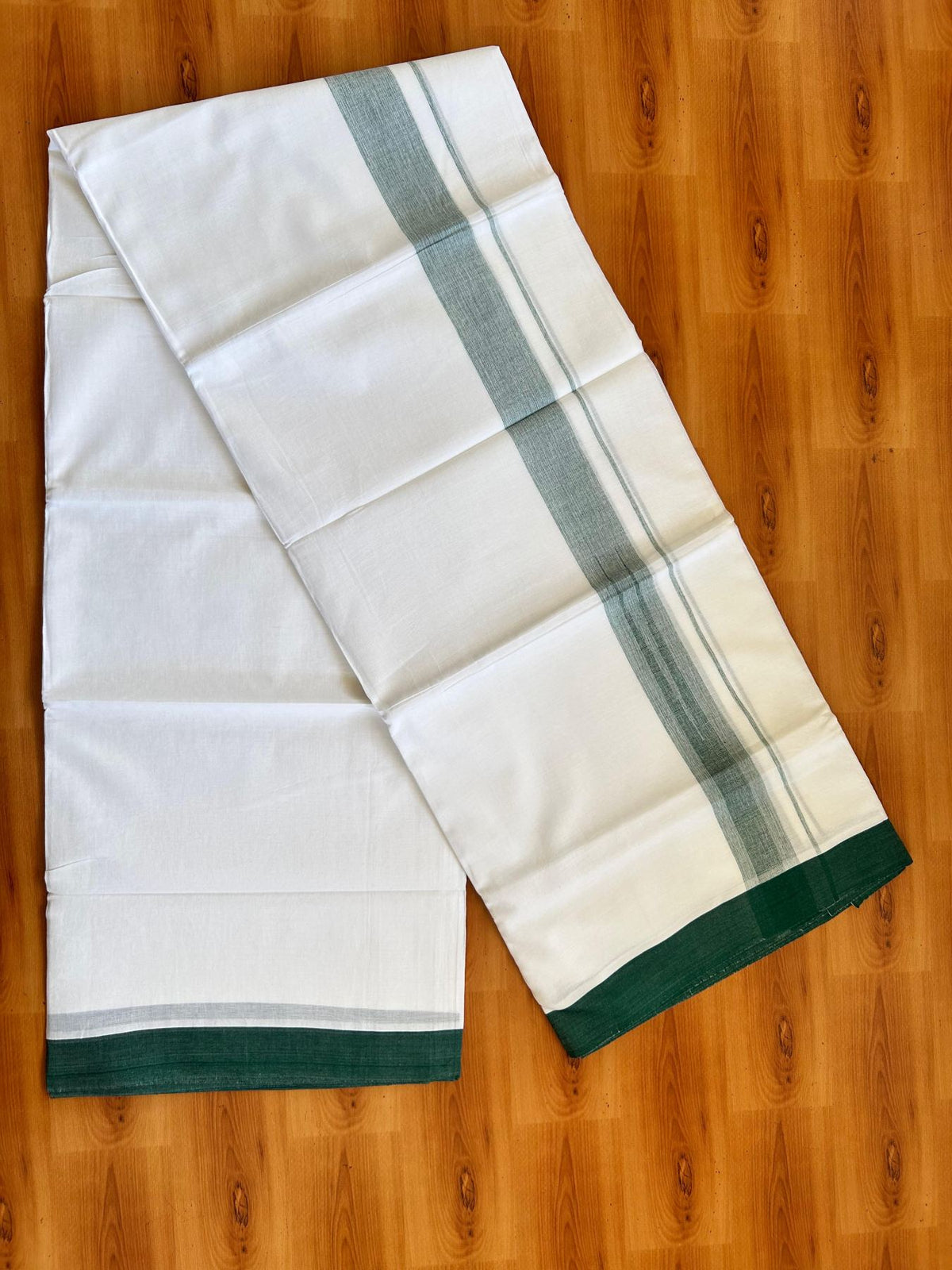 Double Pure White Mundu/Dhoti - 20% Discount !! KaithariKada Balaramapuram 100% Cotton - 100x80 - 1.25 inch Green Shaded Chutty Kara 3.80 mtr (8 muzham) - 17 KK5499 CKS