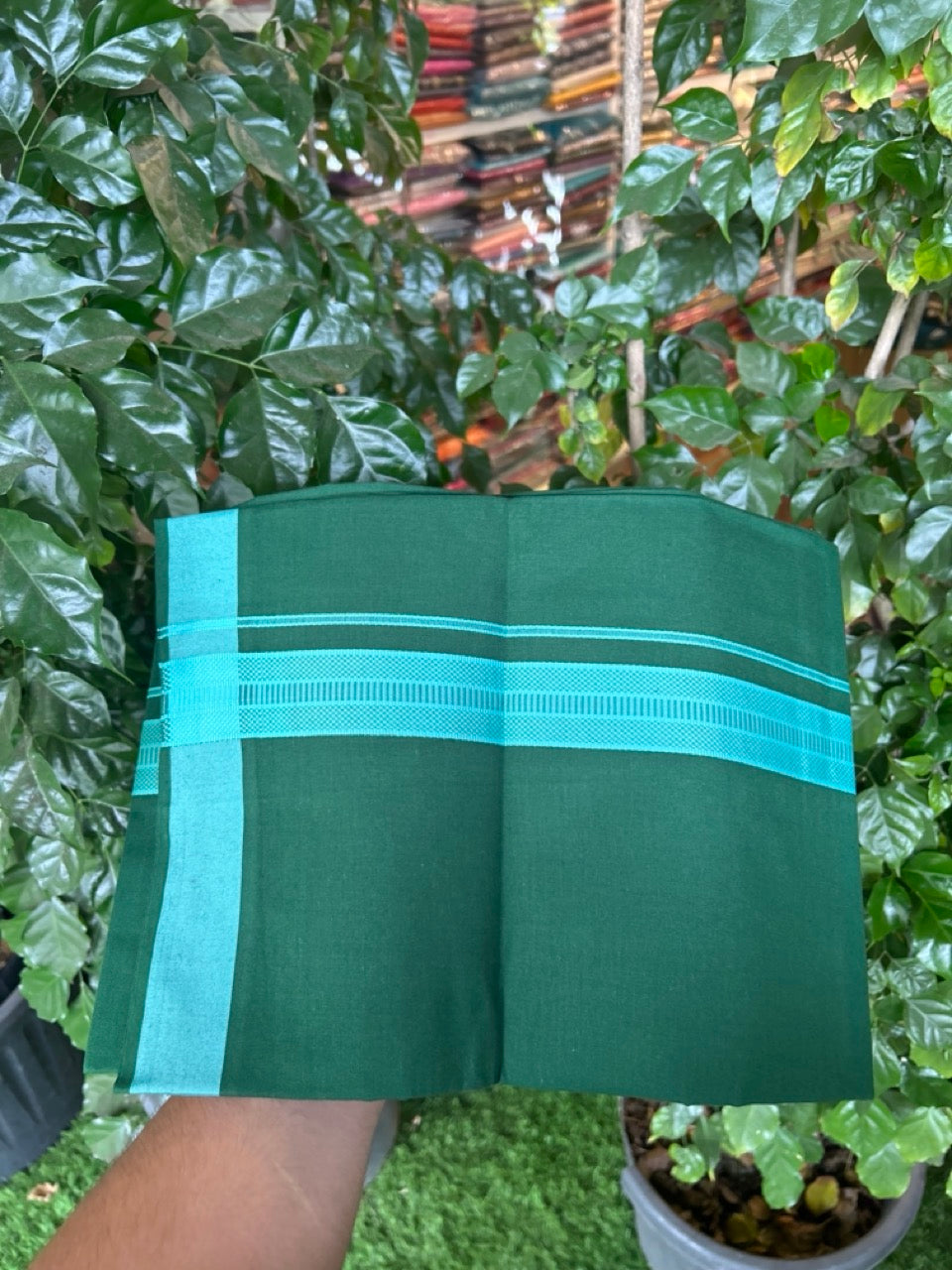 19% Discount!!! Kaitharikada - Single Kaily / Lungi - 1.25 inch Turquoise Green Pattern striped kara with Green colour body  (2 meter / 4 muzham) - 9 KK8038 GAN