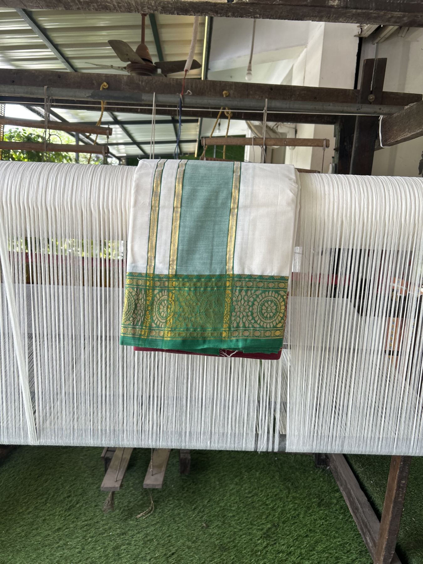 Panchakacham Dhoti - 20% Discount! Kaitharikada Balaramapuram Cotton Mix - Off White - (Unbleached) 80X90 thread - North Iindian- Attached Gamcha - 9x5 Dhoti - 4 inch Gold kasav Maroon & Green kara - 20 KK8305 PMC