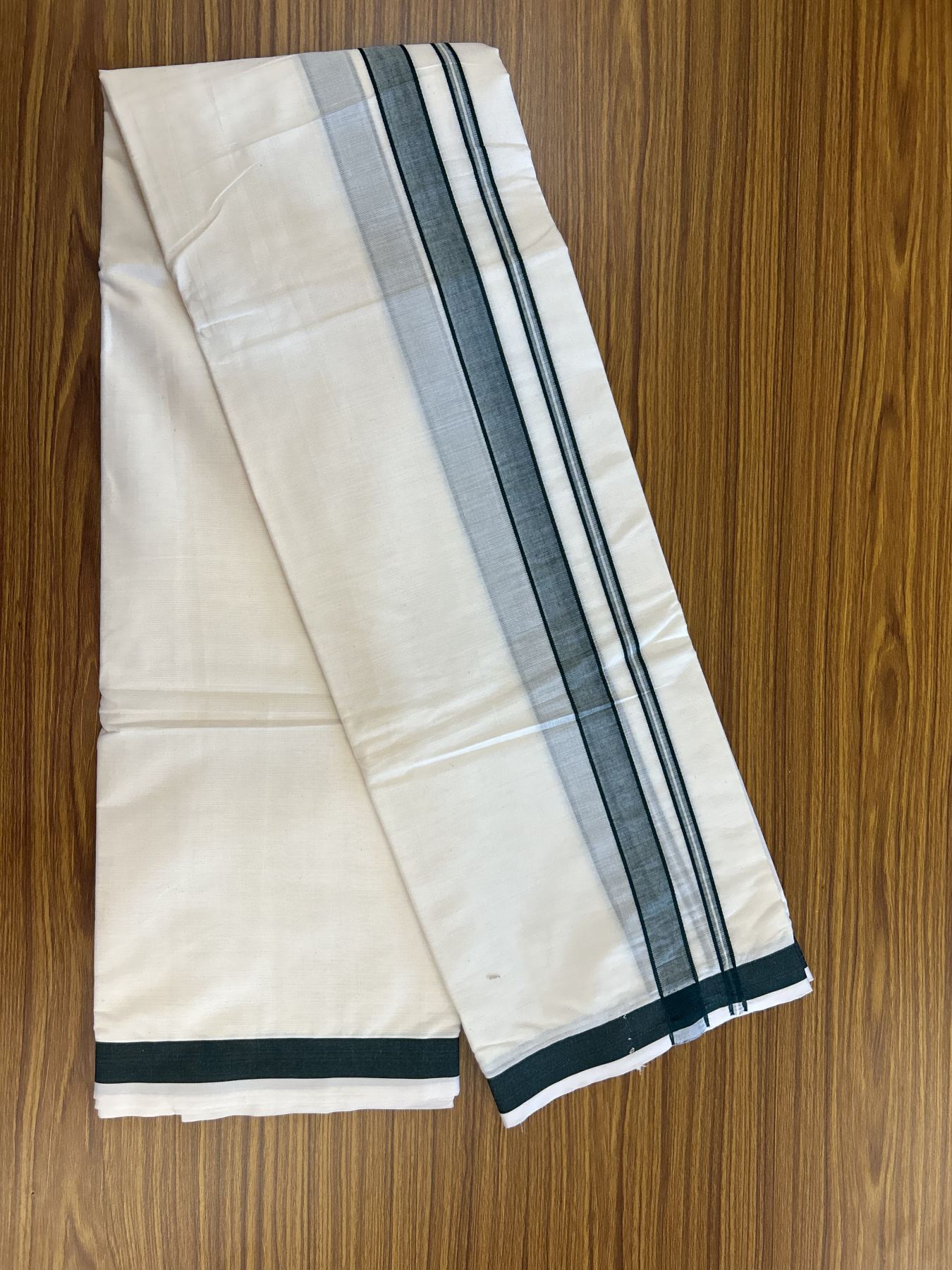 Panchakacham Dhoti - 20% Discount! Kaitharikada Balaramapuram Cotton Mix - Off White - (Unbleached) 80X90 thread - North Iindian - Attached Gamcha - 9x5 Dhoti - 1 inch Dark Green kara - 11 KK8305 PMC