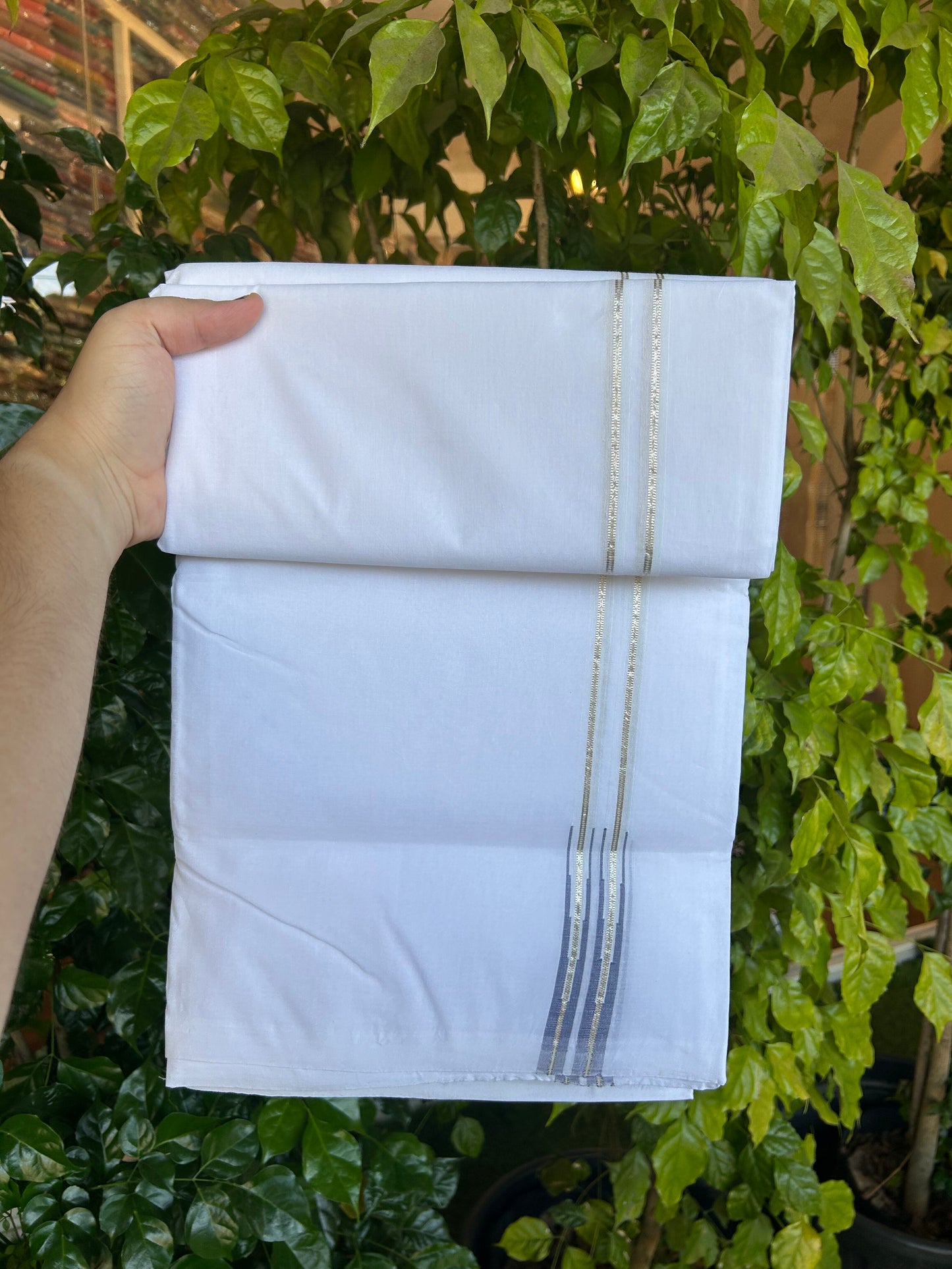 25% Disocunt!! KaithariKada Kerala Handloom Millpaav - 100% Pure Cotton -Pure White Double Mundu/Dhoti - 80x90 - 0.5 inch Puliyilakkara Silver Kasav & Blue Double Chutty Kara 4.00 m (8.5 muzham) - 14 KK5377 RAM