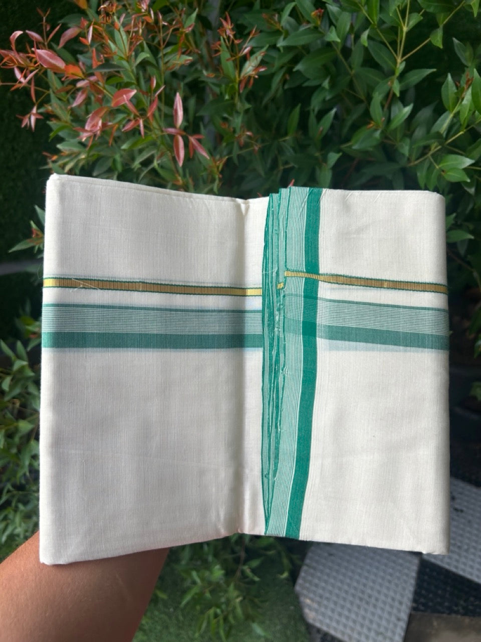 25% DISCOUNT! KaithariKada BALARAMAPURAM HANDLOOM UNAKKUPAAV - 100% PURE Cotton Off white (Unbleached) Double Mundu/Dhoti - 1 inch Gold Kasavu & Green Side Striped Kara (8 Muzham) - 12KK5161SOM