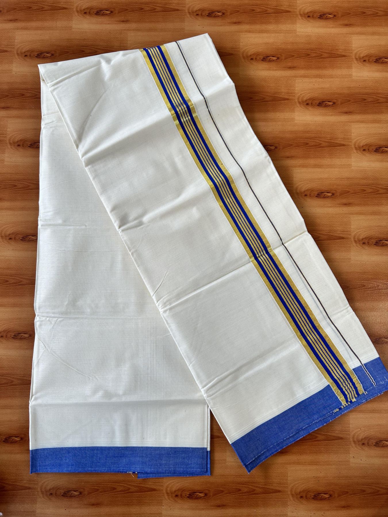 Double Off white - (Unbleached) - Mundu/Dhoti- 20% Discount! KaithariKada 100% Cotton - 100x80 - 1.5 inch Gold Kasav & Indigo Blue Stripes Kara 4 mtr (8.5 muzham) - 1 KK5440 VIN