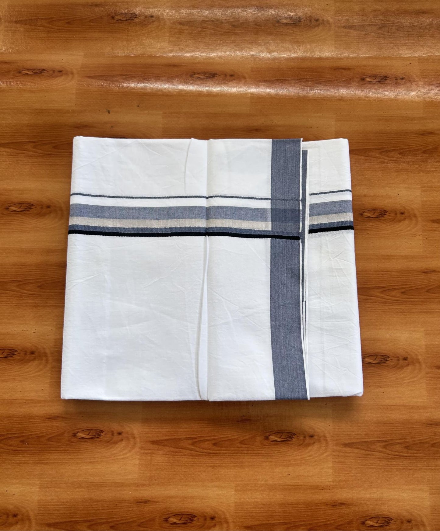 Single Mundu/Dhoti  - Pure White - 29% Discount !! KaithariKada Balaramapuram 100% Cotton - Twisted 60s Thread -1 Inch Silver Kasav & Black & Greyish Blue Shaded Kara (2 meter / 4 muzham) - 31 KK5393 GL