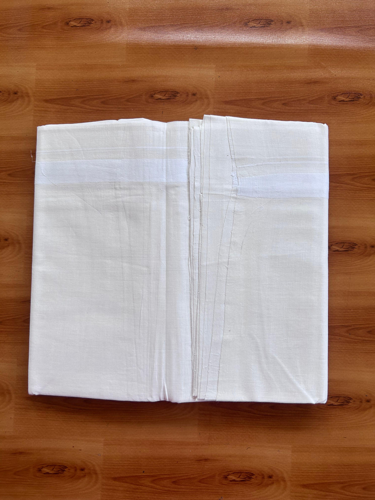 Double Pure White 25% Discount ! KaithariKada Handloom Unakkupaav - Kerala Handloom - 100% Pure Cotton - 100x90 - 2 cm White Kara 3.90 mtr (8.36 Muzham) - 45 KK5496 YAR