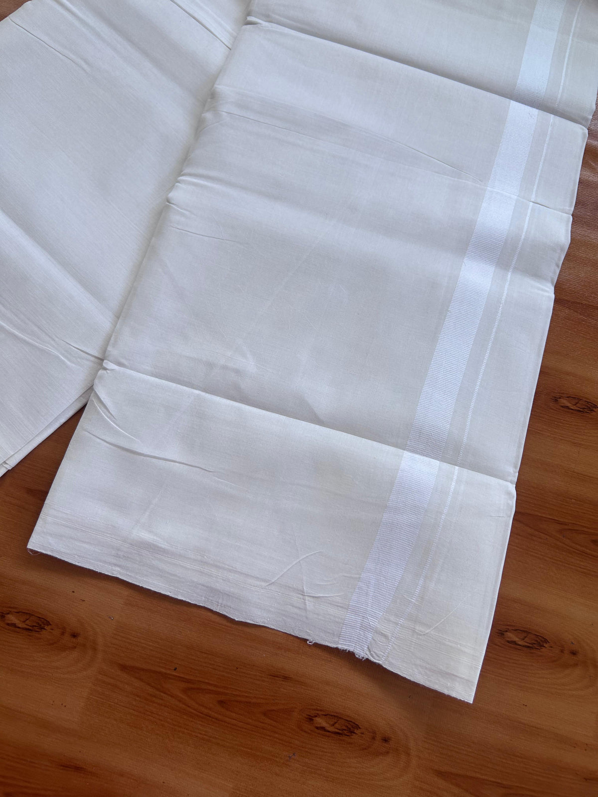 Double Pure White 25% Discount ! KaithariKada Handloom Unakkupaav - Kerala Handloom - 100% Pure Cotton - 100x90 - 2 cm White Kara 3.90 mtr (8.36 Muzham) - 45 KK5496 YAR
