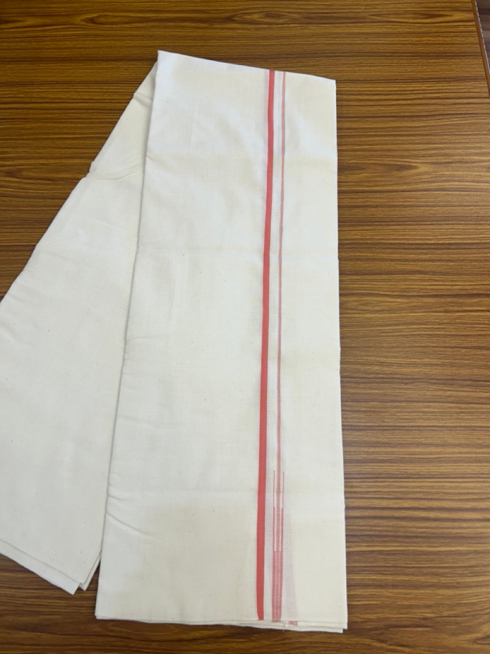 25% DISCOUNT!! SIGNATURE KAITHARIKADA EXCLUSIVE SINGLE DHOTI - 100% Cotton Balaramapuram HANDLOOM Single Mundu/Dhoti - Off White (Unbleached) 0.25 inch Puliyilakkara Silver Kasav & Peach Chutty Kara (2 meter / 4 muzham) - 3 KK5293 KAI