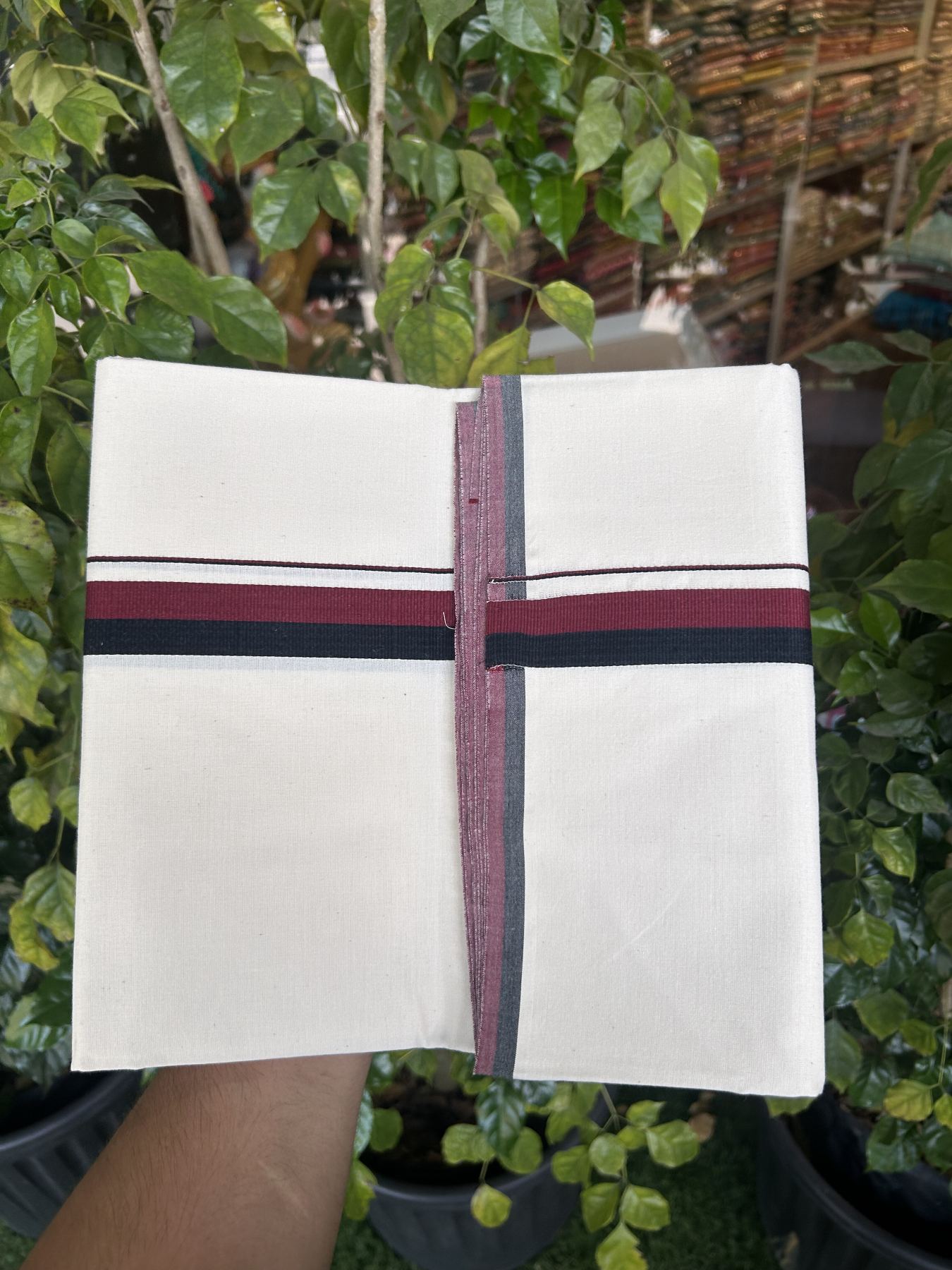 Dmk Veshti - 20% Discount ! KaithariKada Balaramapuram 100% Cotton Single Off White (Unbleached) Mundu/Dhoti-100X100 - 1 inch Puliyilakkara Maroon & Black Shaded Kara (2 meter / 4 muzham) - 8 KK5335 ASH