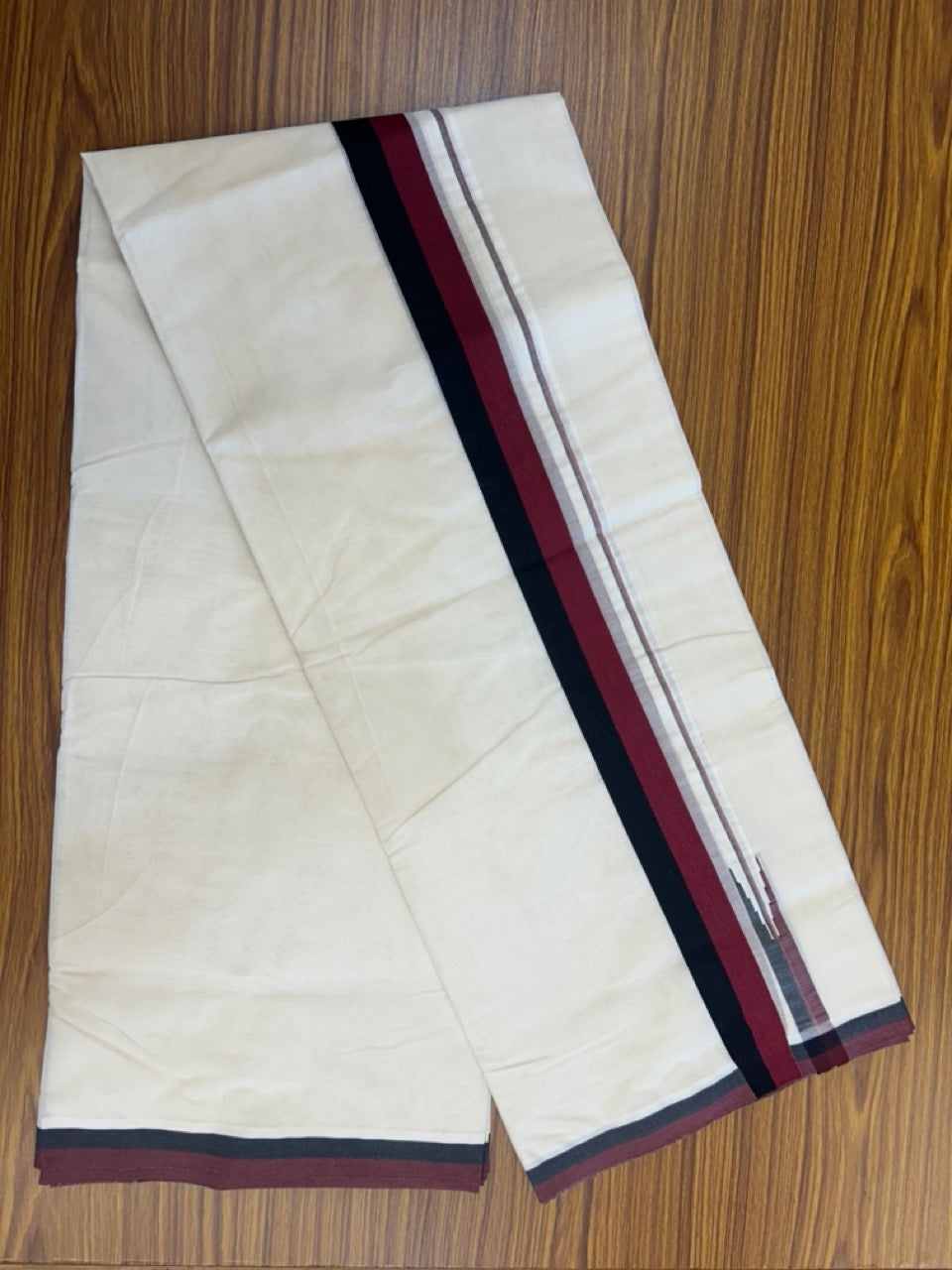 DMK Veshti - 20% DISCOUNT! KaithariKada 100% Cotton off white Double - (Unbleached) Mundu/Dhoti - 100X100 - 1.75 inch Puliyilakkara Black & Maroon Chutty kara - 12 KK5293 ASH