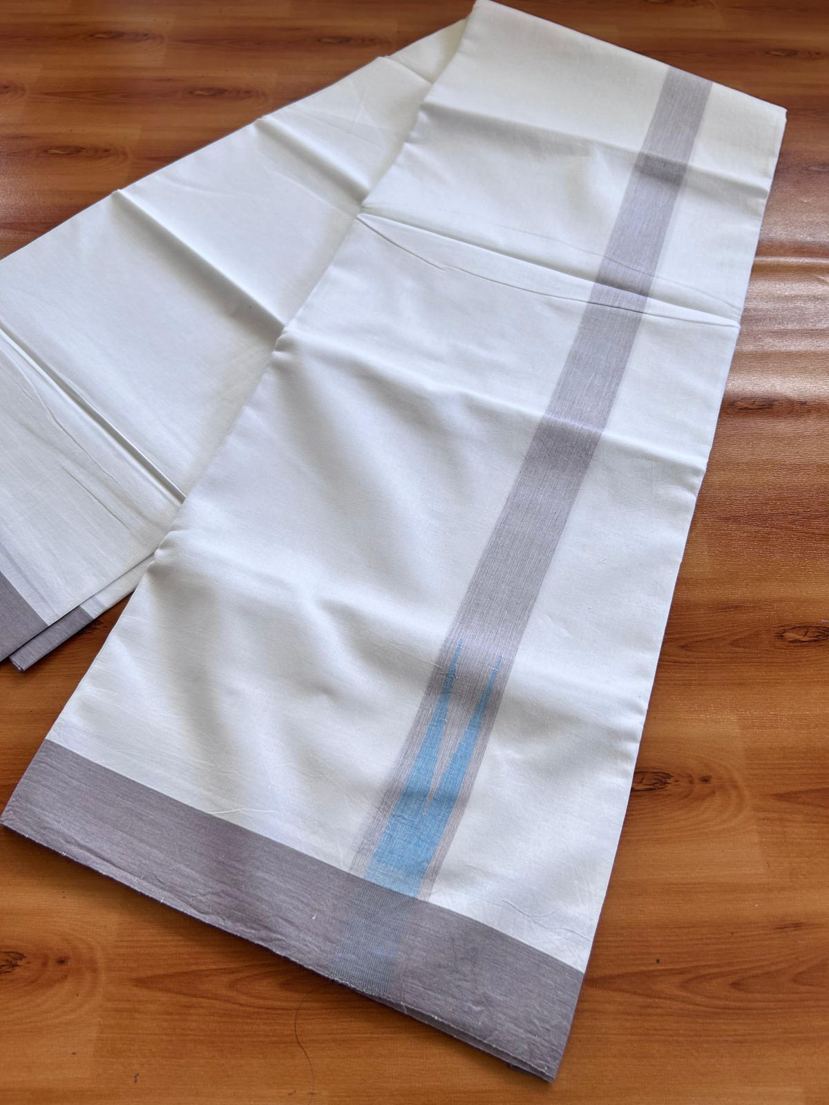 Double Pure White Mundu/Dhoti - 20% Discount !! KaithariKada Balaramapuram 100% Cotton - 100x80 - 1.5 inch Light Ash Purple & Blue Chutty Kara 3.80 mtr (8 muzham) - 14 KK5501 VAS