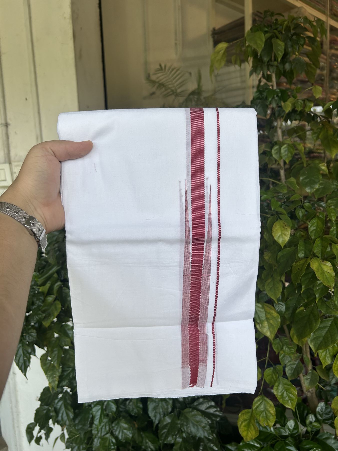 20% Discount ! Kaitharikada Balaramapuram 100% Cotton Pure White Double Mundu/Dothi - 100x80 - 1.5 cm Puliyilakkara Dark Magenta Striped Jacquard Chutty Kara 3.80 mtr (8 muzham) - 2 KK5334 THI