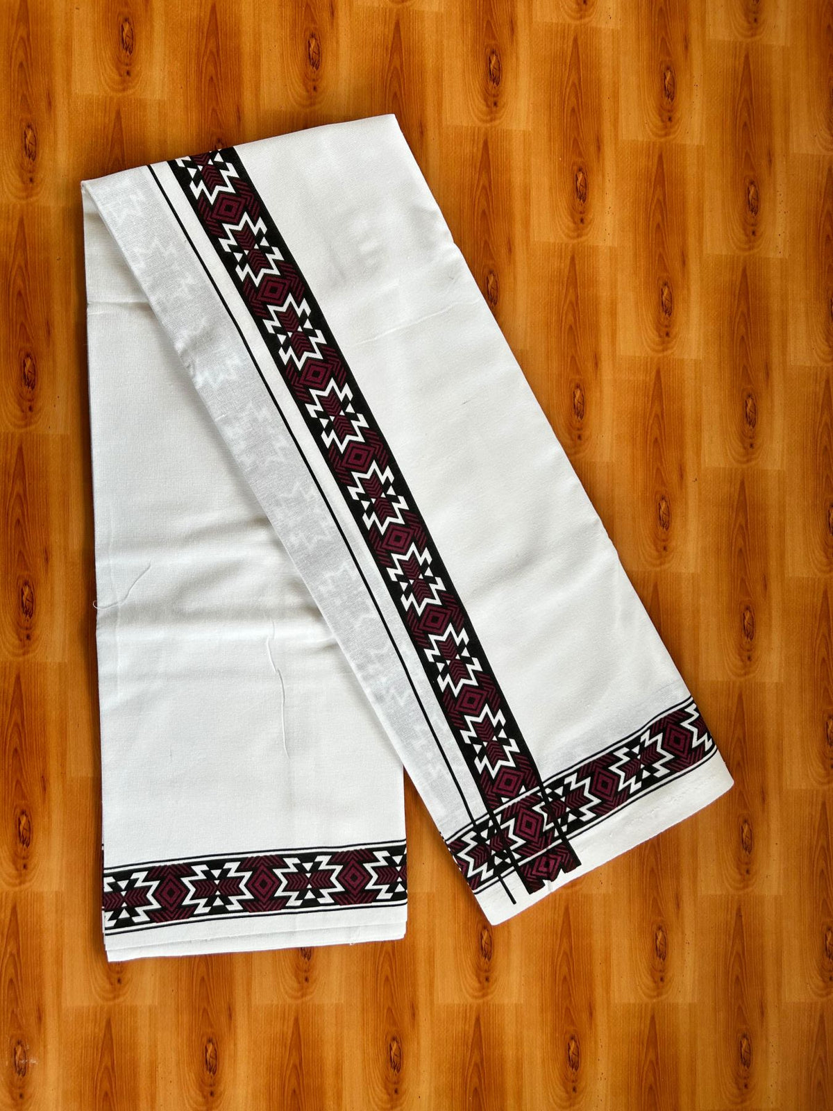 Single White Kerala Mund Polyster Mixed Cotton - (20s) - Kaily / Lungi - 2 inch Wine Printed Kara (2 meter / 4 muzham) - 9 KK8070 GAN