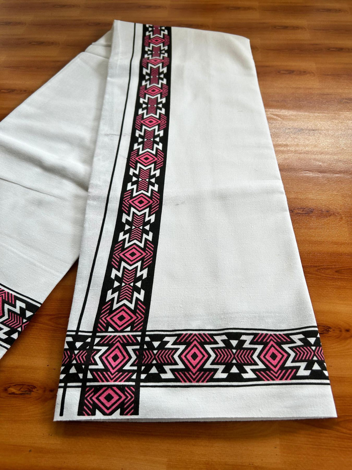 Single White Kerala Mund Polyster Mixed Cotton - (20s) - Kaily / Lungi - 2 inch Peach Printed Kara (2 meter / 4 muzham) - 1 KK8070 GAN