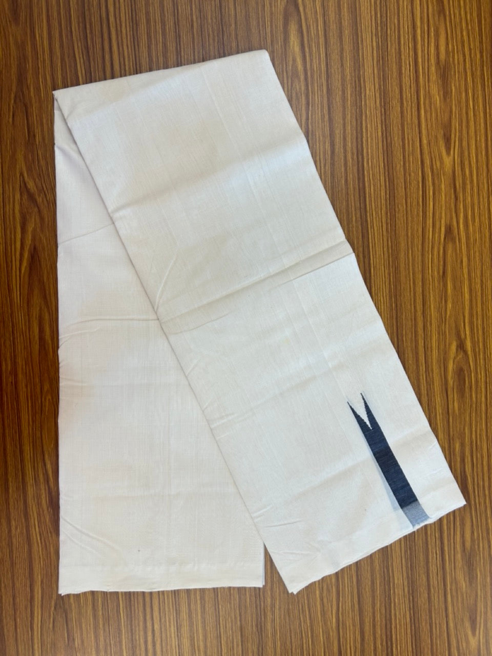 25% DISCOUNT!! KaithariKada HANDLOOM  UNAKKUPAAV Balaramapuram - 100% PURE Cotton OFF White - (Unbleached) Double Mundu/Dothi - 120 x 100 - 1 inch Navy Blue Chutty Kara 4 meter (8.5 muzham) - 8 KK5233 REA