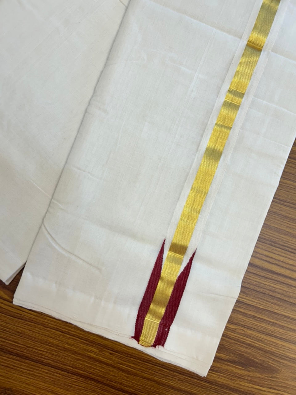 25% Discount ! KaithariKada Handloom Unakkupaav Balaramapuram -  Cotton Off White (Unbleached) Double Mundu/Dothi - 100x80 - 1.5 inch Puliyilakkara Kasavu Reddish Maroon chutty 3.70 mtr (8 muzham) - 2 KK5233 REA