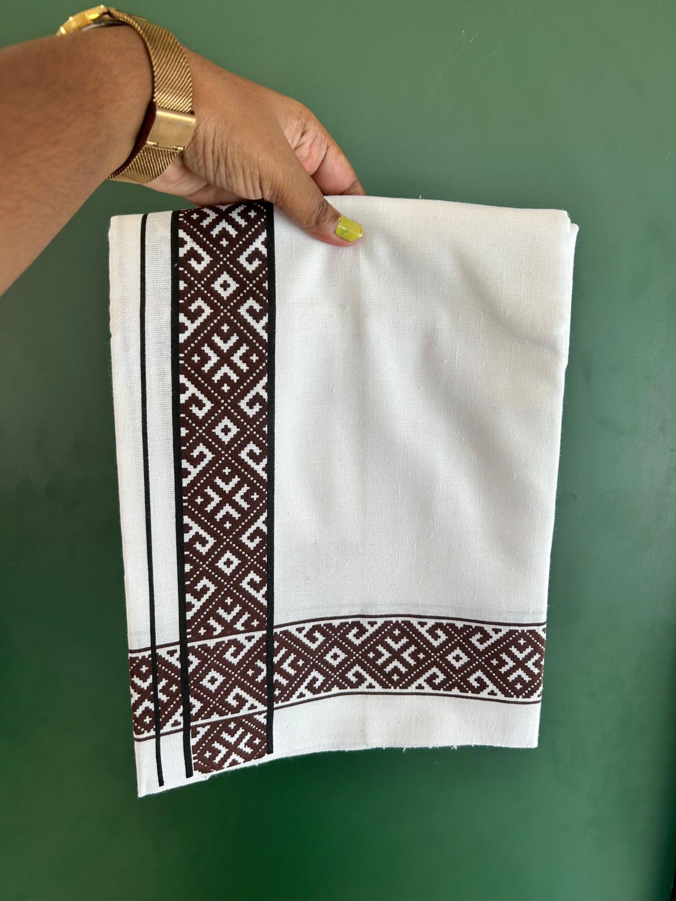 Single White Kerala Mund Polyster Mixed Cotton - (20s) - Kaily / Lungi - 2 inch Black & Brown Printed Kara (2 meter / 4 muzham) - 15 KK8070 GAN