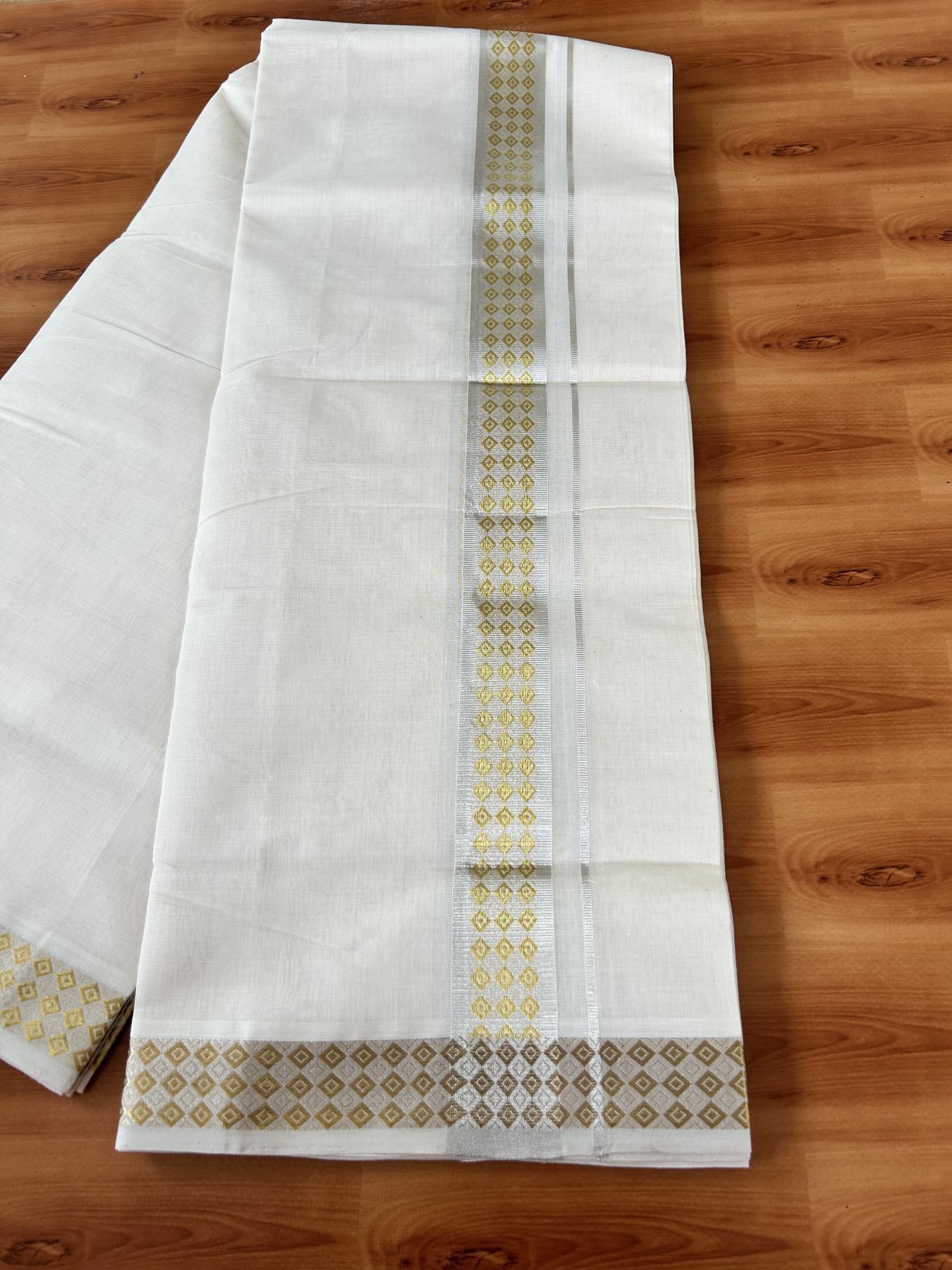 25% Discount ! Kaitharikada Handloom Unakkupaav - Kerala Handloom - 100% Pure Cotton Off White - (Unbleached)  Double Mundu/Dhoti - 100x80 - 1.75 inch Silver & Gold Kasav Jacquard Design Kara 4 mtr (8.5 Muzham) - 21 KK5441 ABH