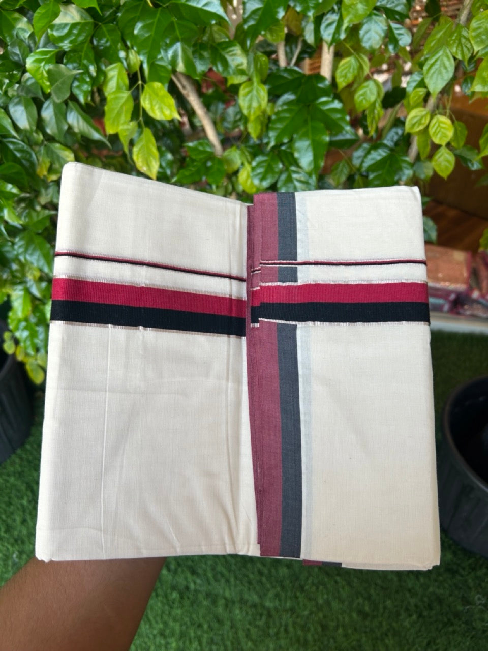 DMK Veshti - 20% DISCOUNT! KaithariKada 100% Cotton off white Double - (Unbleached) Mundu/Dhoti - 100X100 - 1 inch Silver Kasavu & Black Maroon kara - 51KK5218ASH