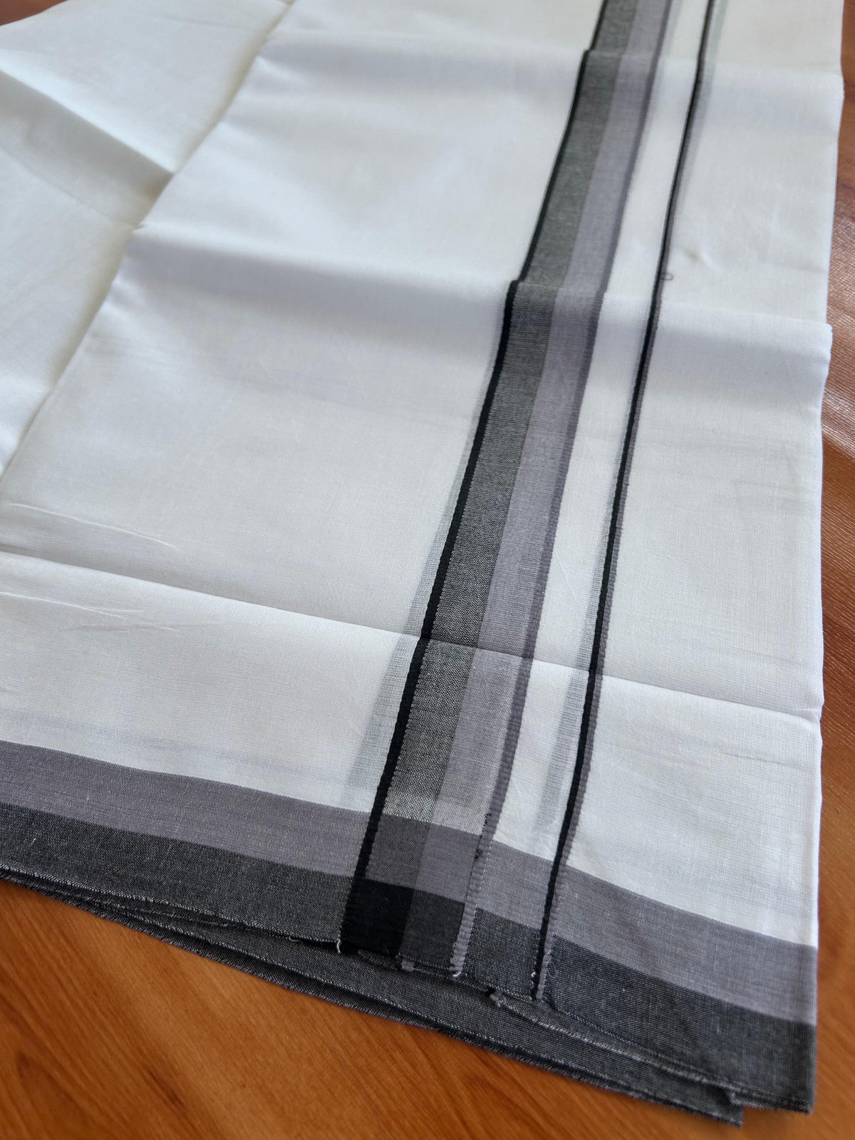 Double Pure White Mundu/Dhoti - 20% Discount !! KaithariKada 100% Cotton - (60S) - 1.25 inch Dusty Lavender & Black Shaded Kara 3.75 mtr (8 muzham) - 1 KK5506 CKS