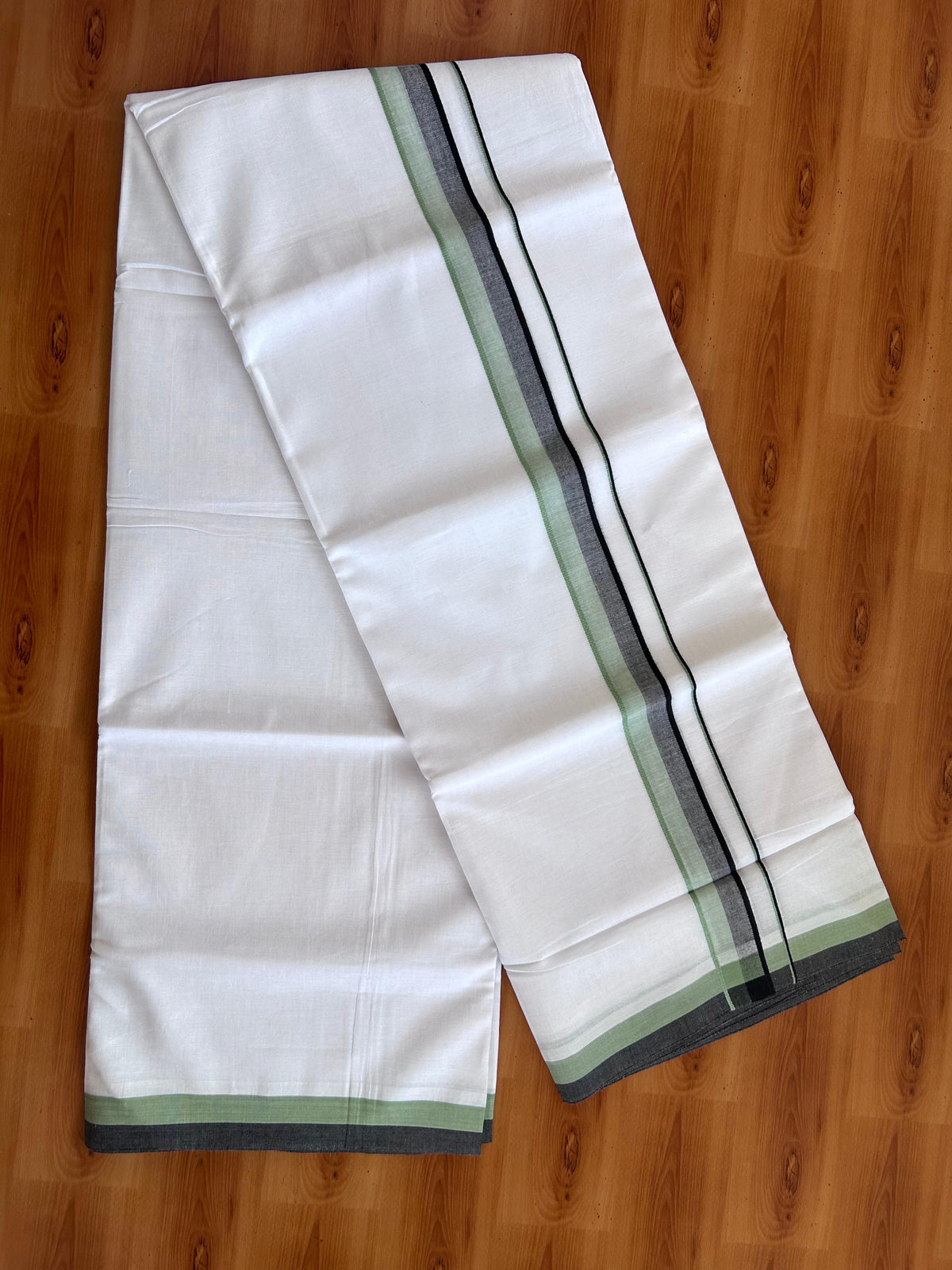 Double Pure White Mundu/Dhoti - 20% Discount !! KaithariKada 100% Cotton - (60S) - 1.25 inch Pista Green & Black Shaded Kara 3.75 mtr (8 muzham) - 6 KK5506 CKS