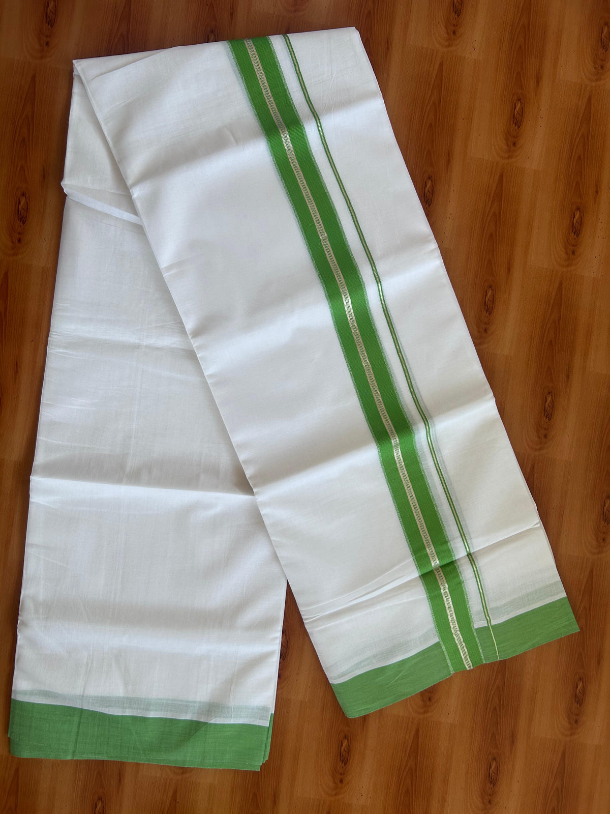 Double Pure White Mundu/Dhoti - 20% Discount !! KaithariKada 100% Cotton - (60S) - 1.5 inch Silver Kasav & Parrot Green Shaded Kara 3.90 mtr (8 muzham) - 19 KK5506 CKS